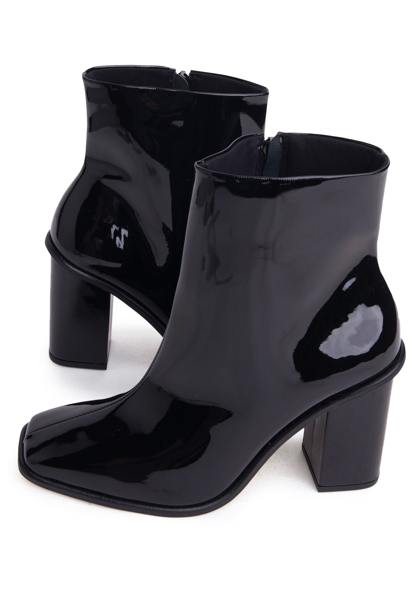 Bota cano curto vinil 2025