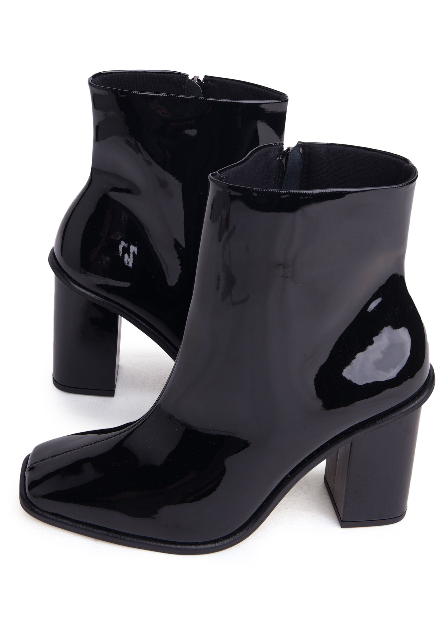 Bota Cano Médio Vinil com Salto Bloco, PRETO REATIVO. Bota Cano Médio Vinil com Salto Bloco, PRETO REATIVO, large.