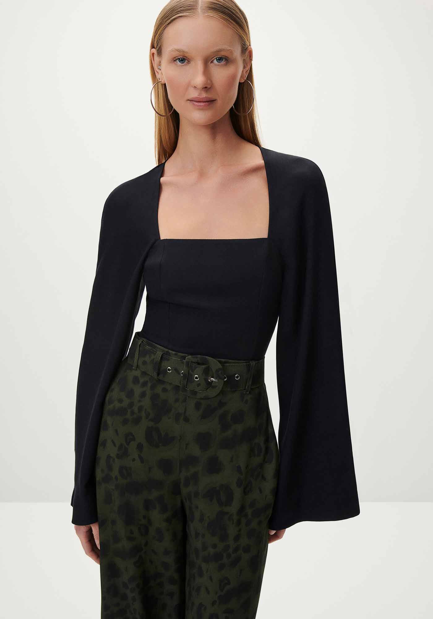 Blusa Manga Longa Flare com Decote Quadrado, , large.