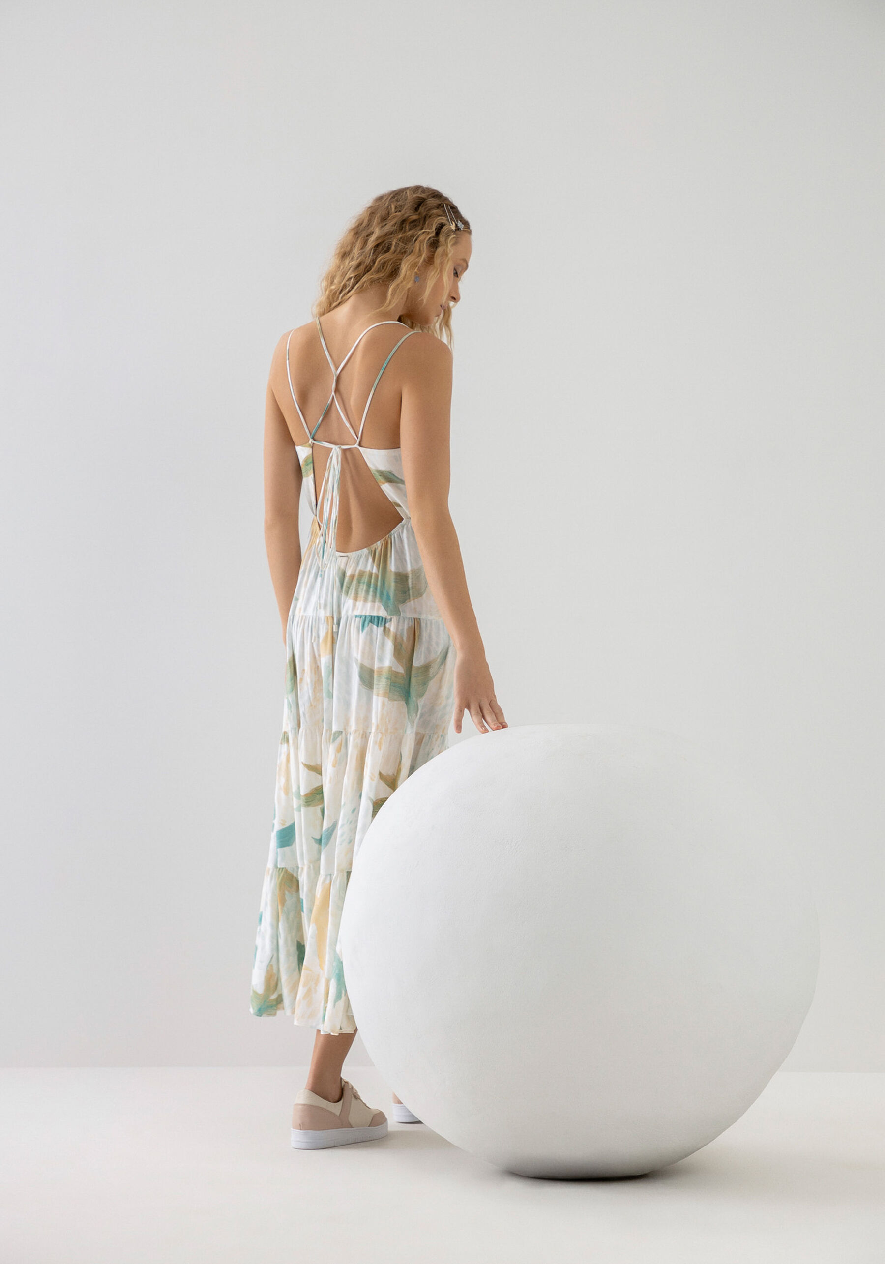 Vestido com Alças Midi em Crepe Estampado, . Vestido com Alças Midi em Crepe Estampado, , large.