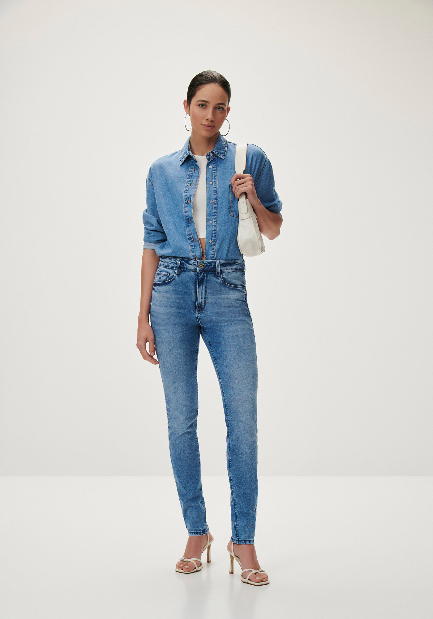 Cal&ccedil;a Jeans Skinny com Cintura Alta, , large.