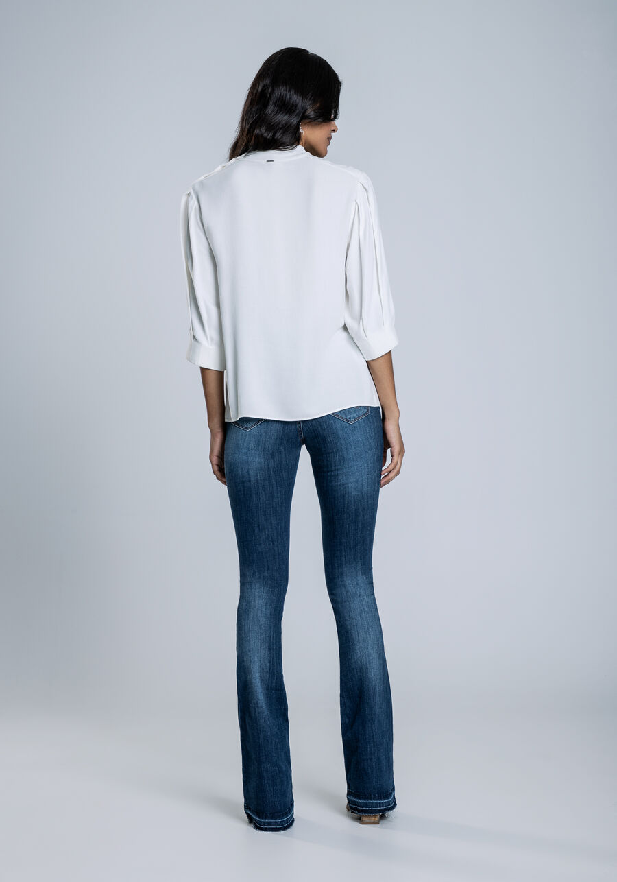 Blusa Gola Alta em Crepe com Botões Máxi, . Blusa Gola Alta em Crepe com Botões Máxi, , large.