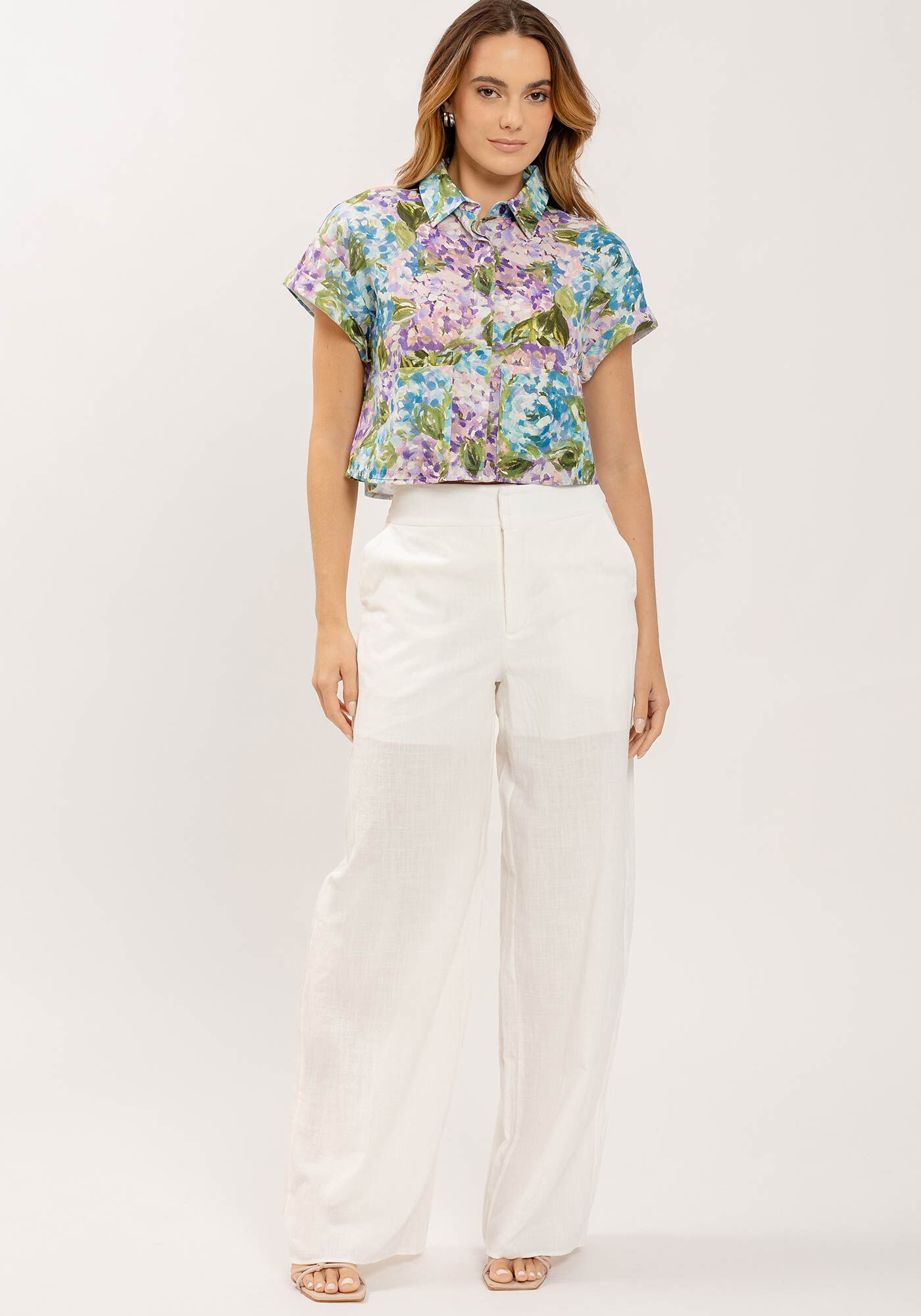 Camisa Manga Curta Cropped em Linho Estampada, , large.