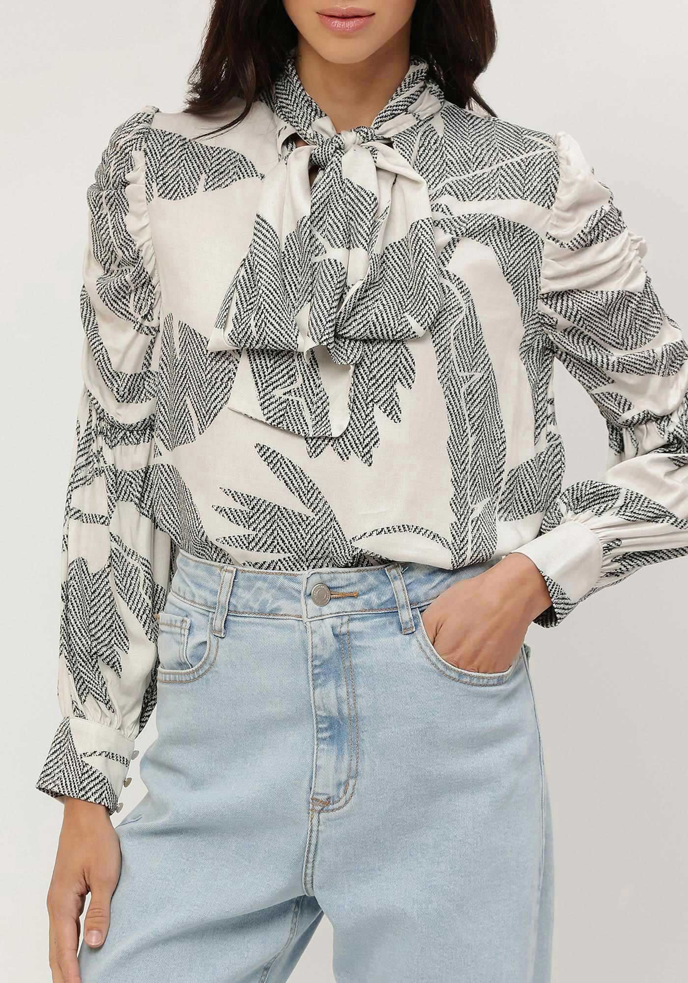 Blusa Manga Longa Estampada com La&ccedil;o Gola, , large.