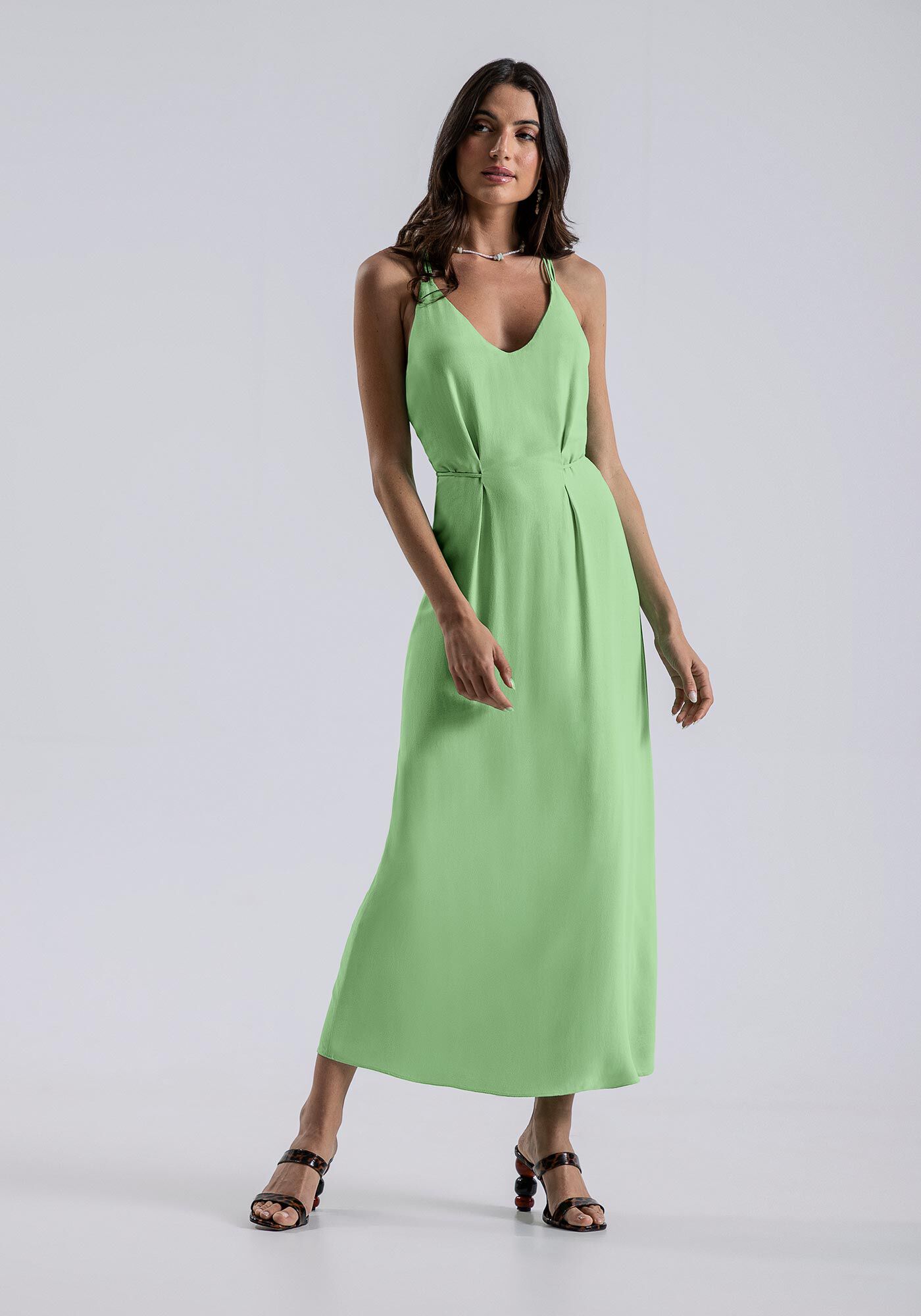 Vestido com Al&ccedil;as Midi Crepe com Pregas, VERDE PORTULACA, large.