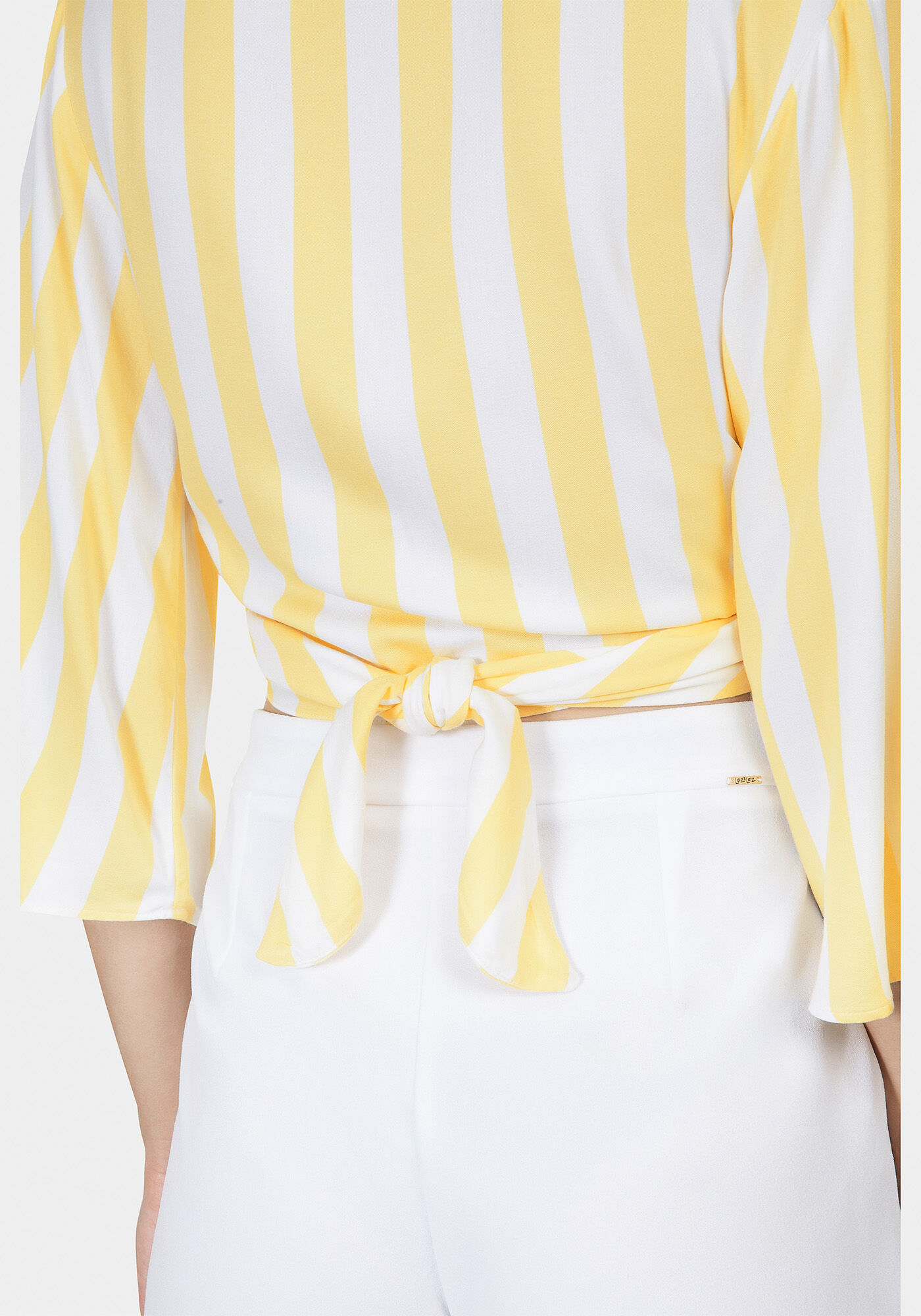 Blusa com Amarra&ccedil;&atilde;o em Tecido, , large.