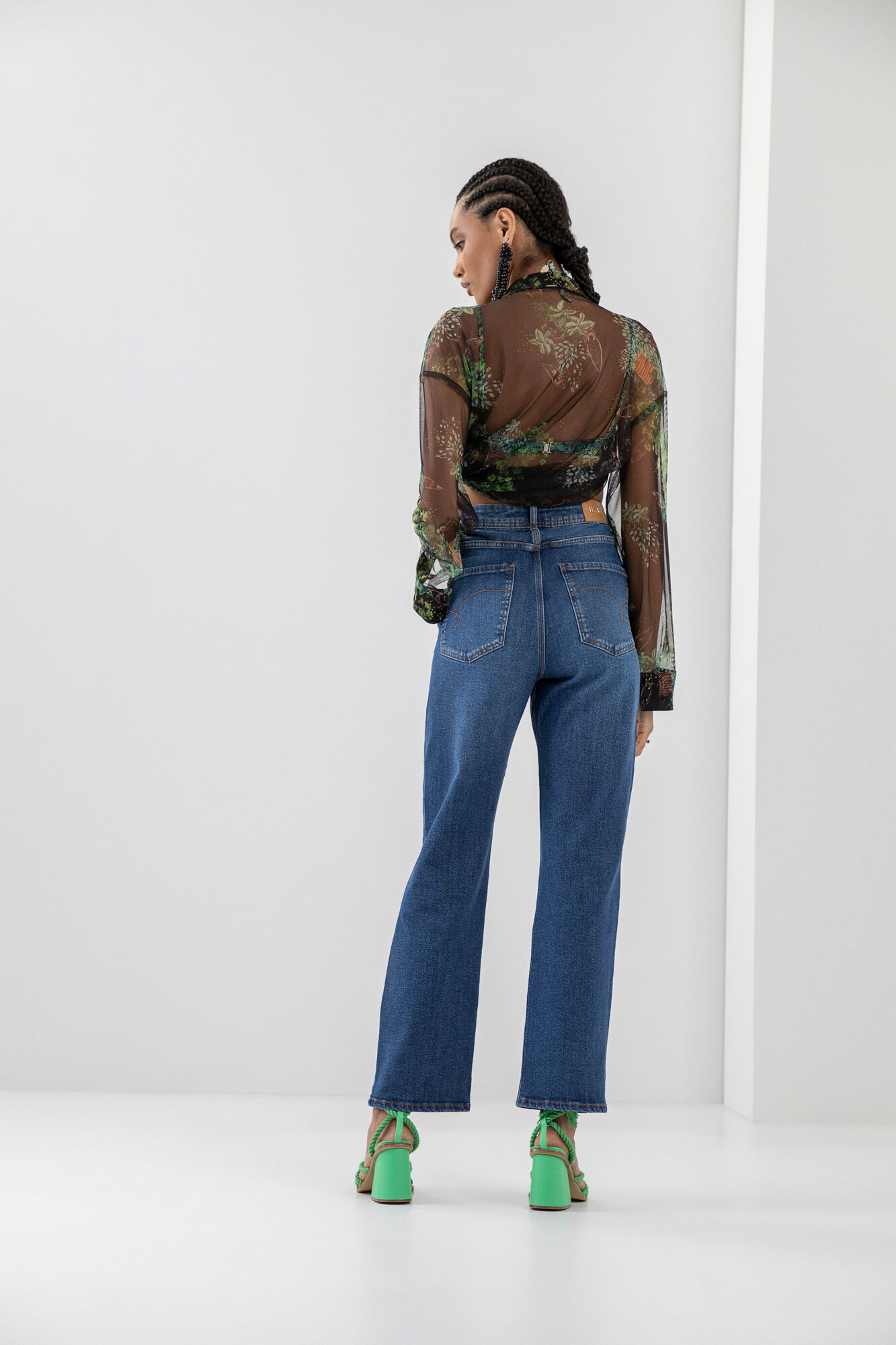 Cal&ccedil;a Jeans Reta Slim Super Alta Cropped, , large.