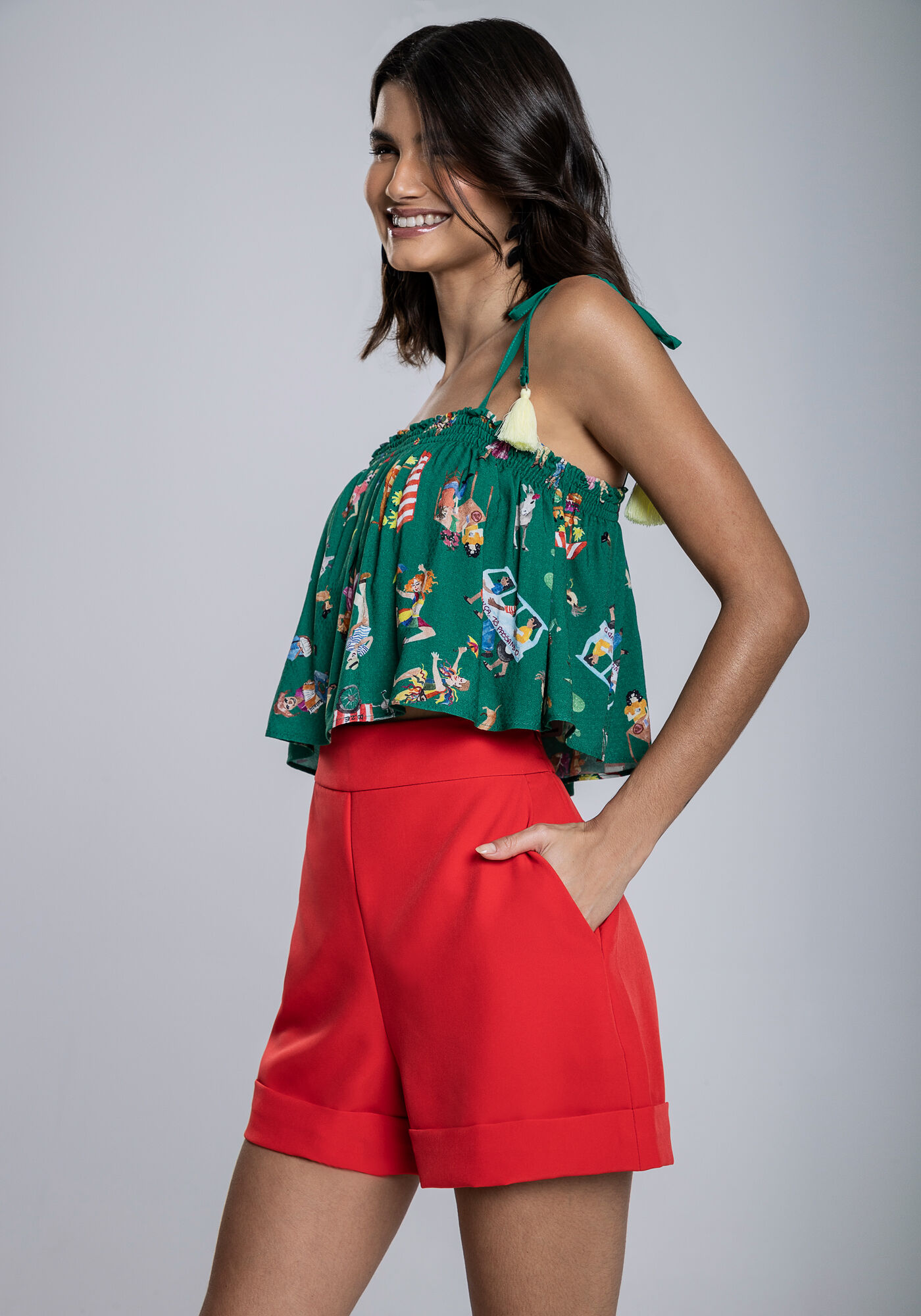 Shorts Cintura Alta Bolsos, , large.