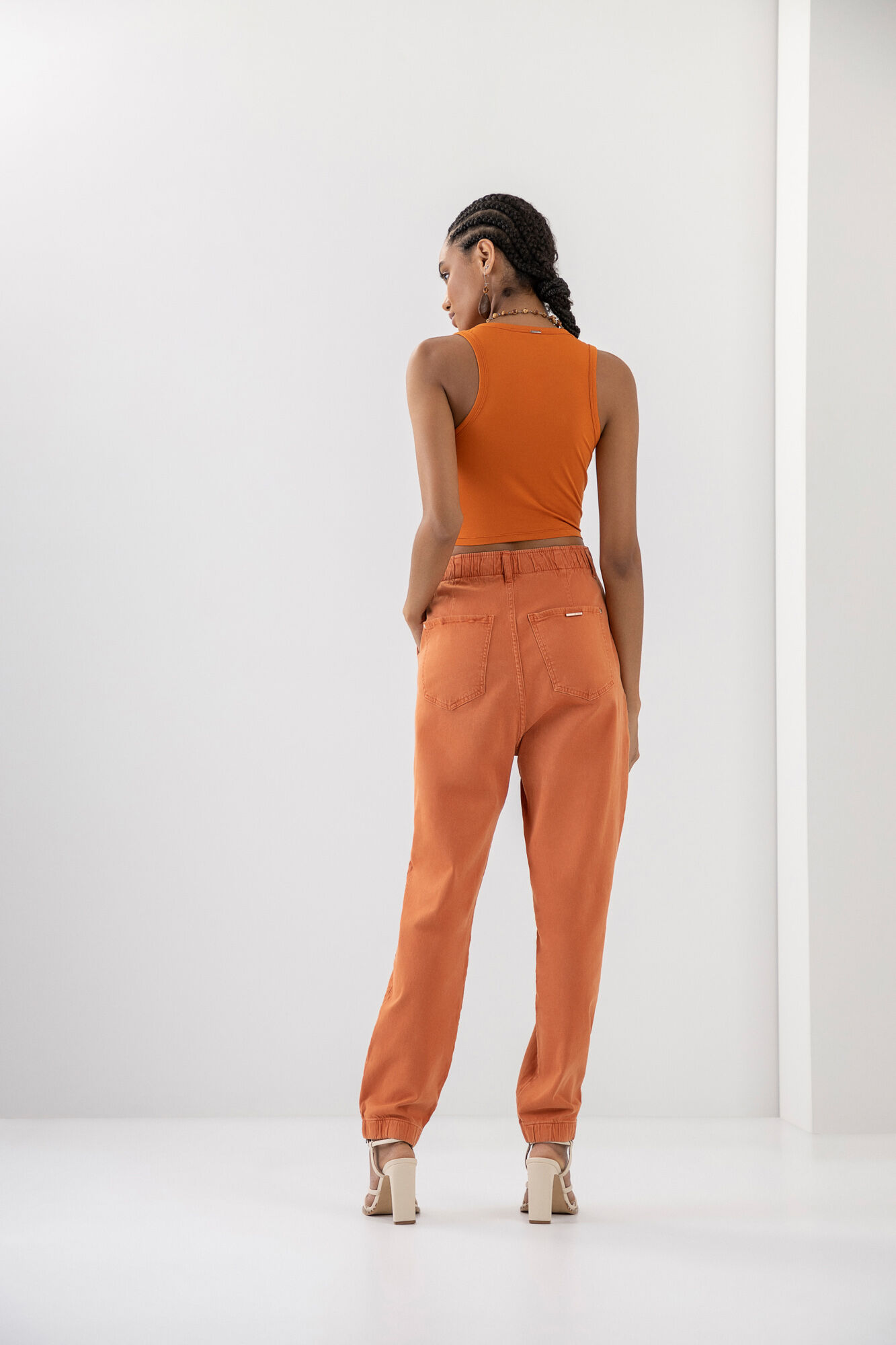 Cal&ccedil;a Sarja Jogging Super Alta com El&aacute;stico, , large.