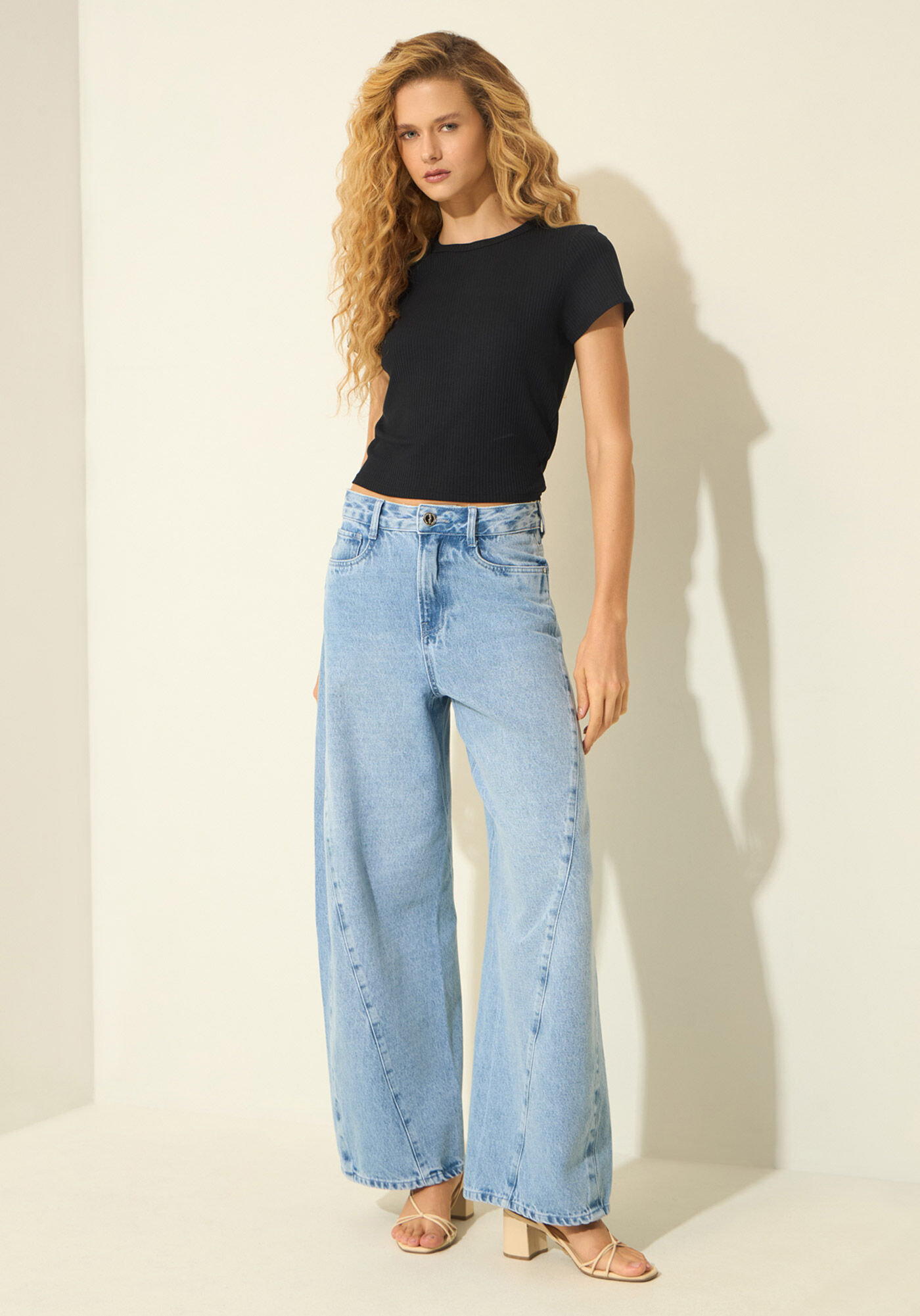 Blusa Em Malha Canelada Com Bordado Na Manga, PRETO, large.