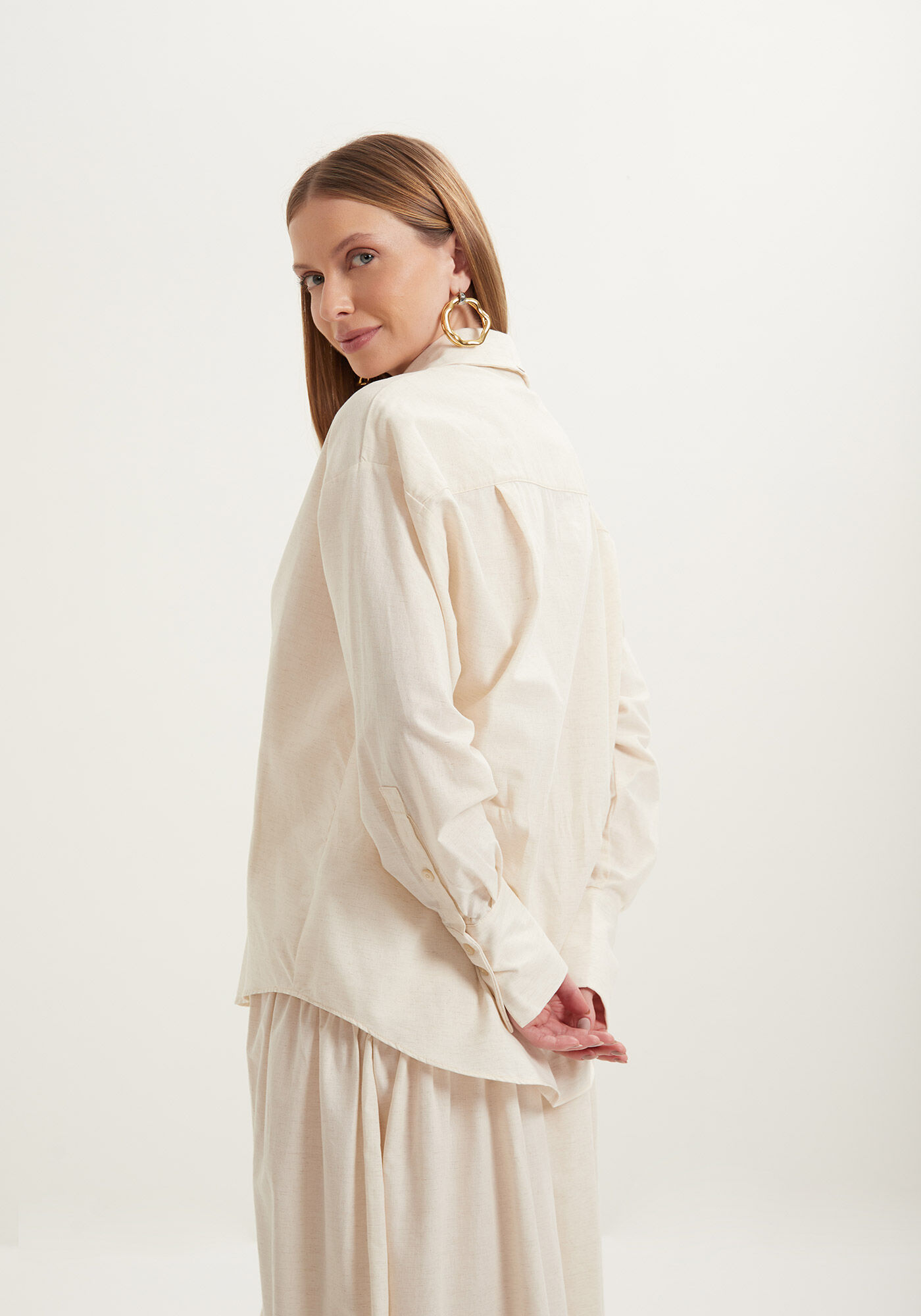 Camisa De Mangas Longas Com Gola E Bot&otilde;es Frontais, , large.