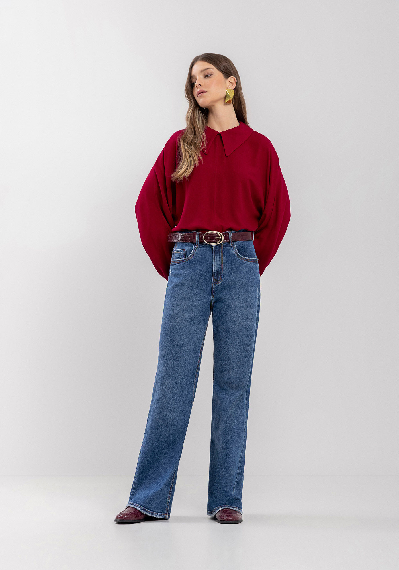 Blusa Em Crepe De Viscose Com Mangas Amplas E Gola Camisa, , large.