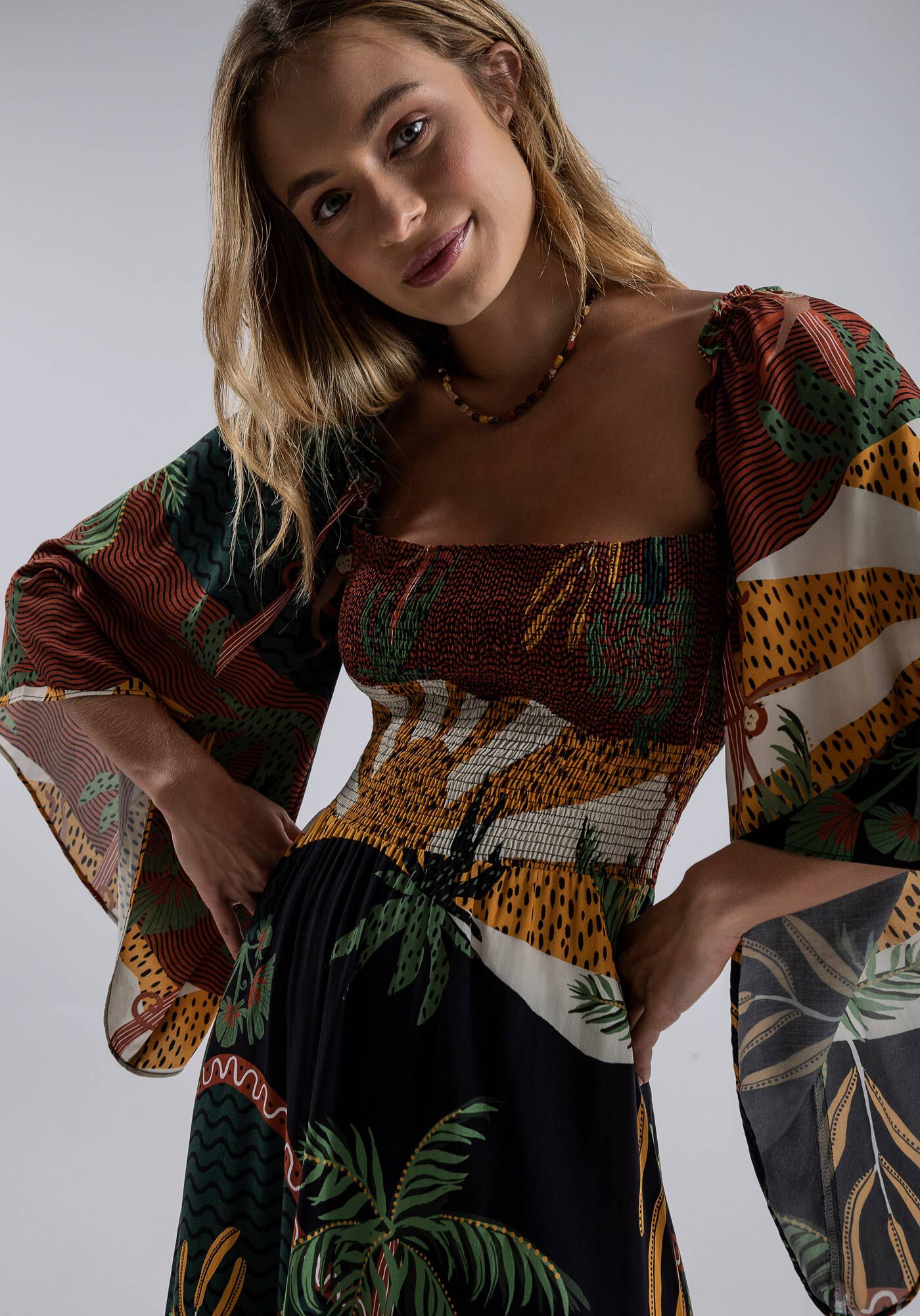 Vestido Midi Amplo com Manga 3/4 Flutuante, TRILHA, large.