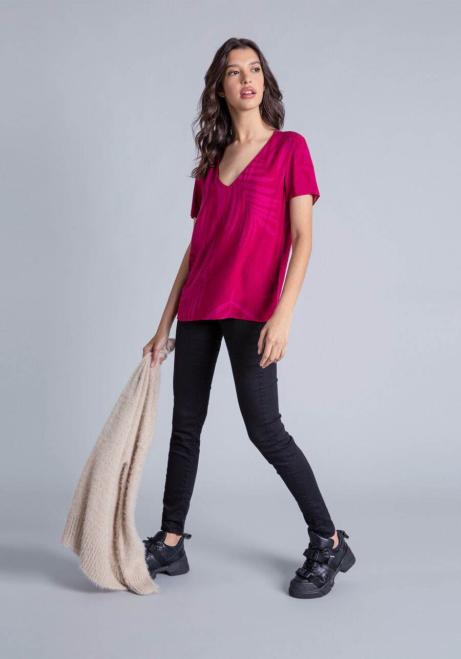 Blusa Estampada Decote V, . Blusa Estampada Decote V, , large.