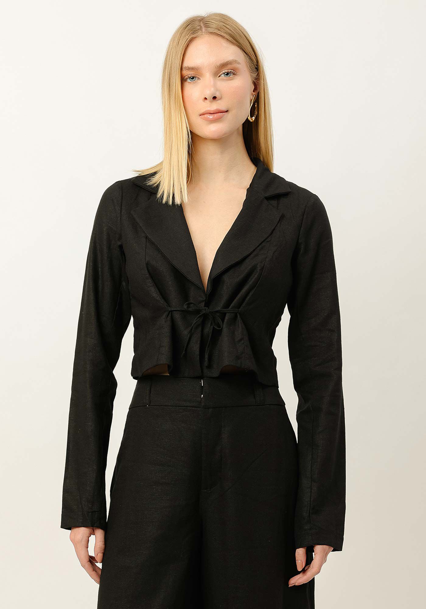 Blazer Cropped em Linho com Amarra&ccedil;&atilde;o, , large.