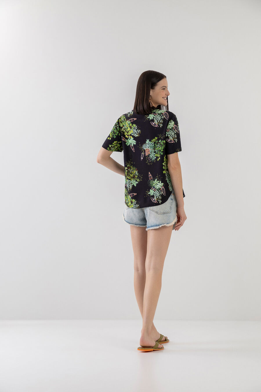 Camisa Manga Curta em Viscose Estampada, . Camisa Manga Curta em Viscose Estampada, , large.