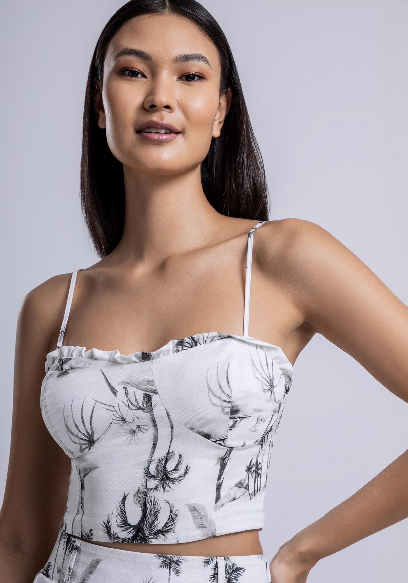 Cal&ccedil;a Pantalona em Viscose com Pregas, , large.