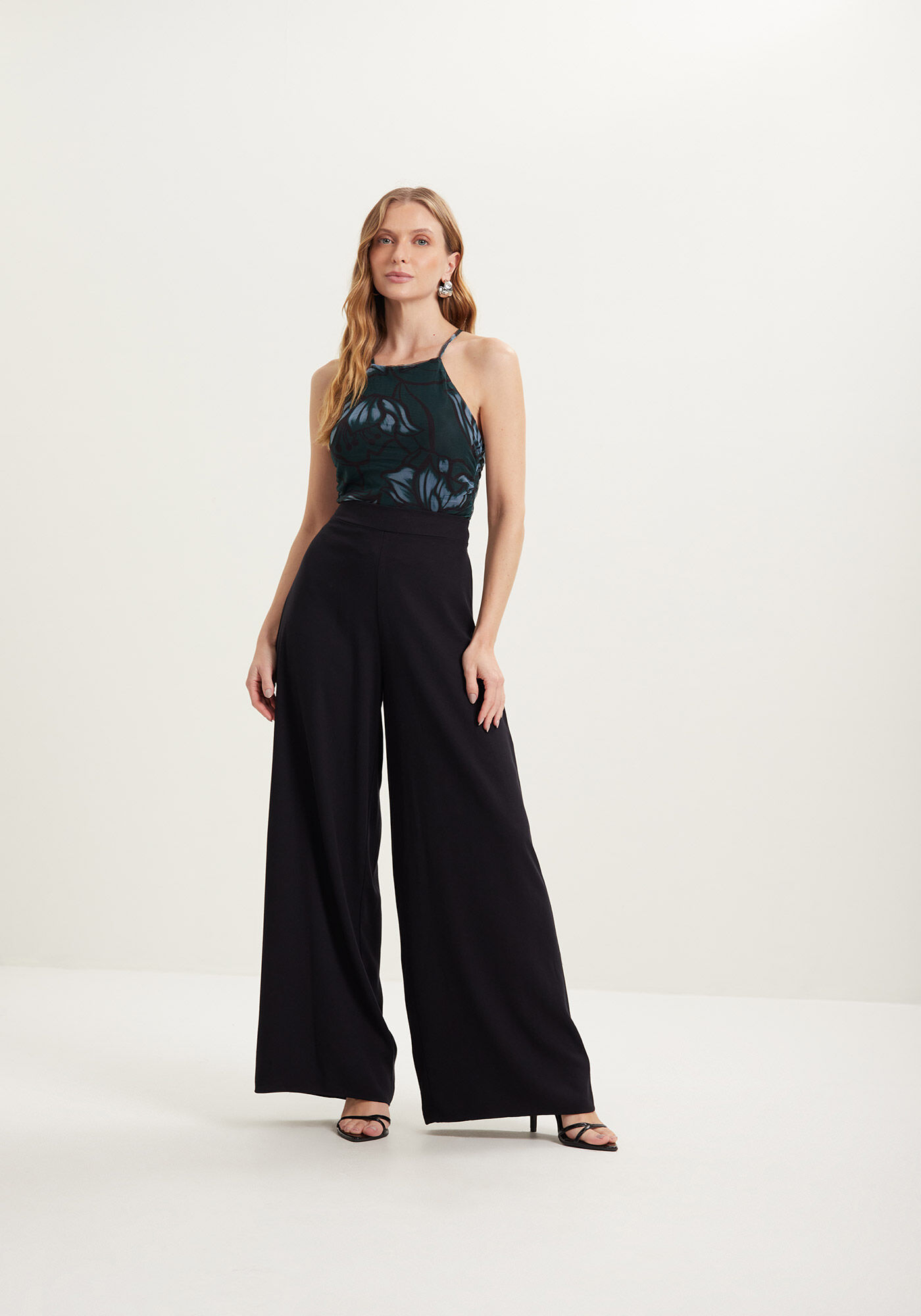 Cal&ccedil;a Pantalona Com Cintura Alta Em Crepe De Viscose, , large.