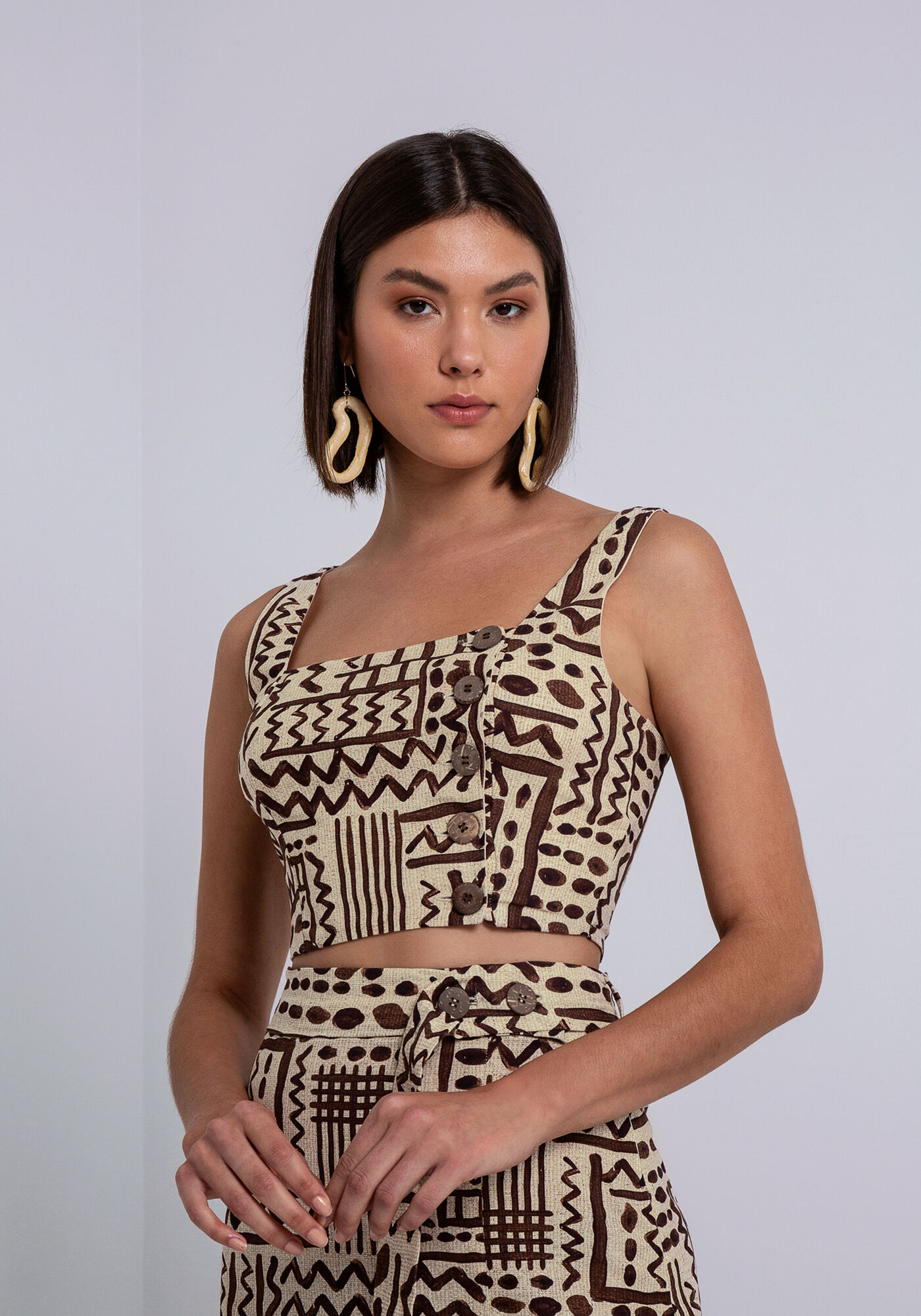 Blusa Cropped em Linho com Bot&otilde;es, , large.