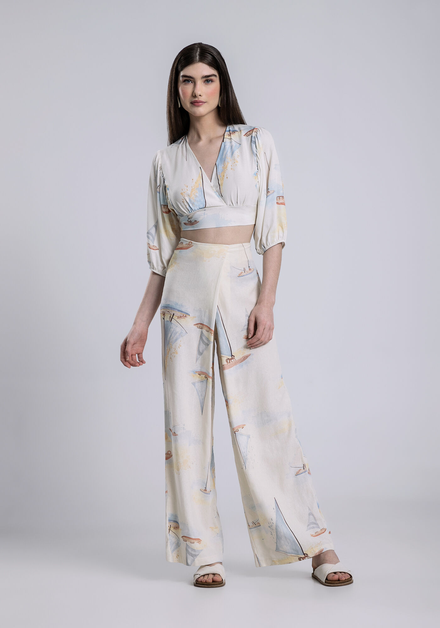 Blusa Cropped em Viscose com Mangas Amplas, MARACAIPE, large.