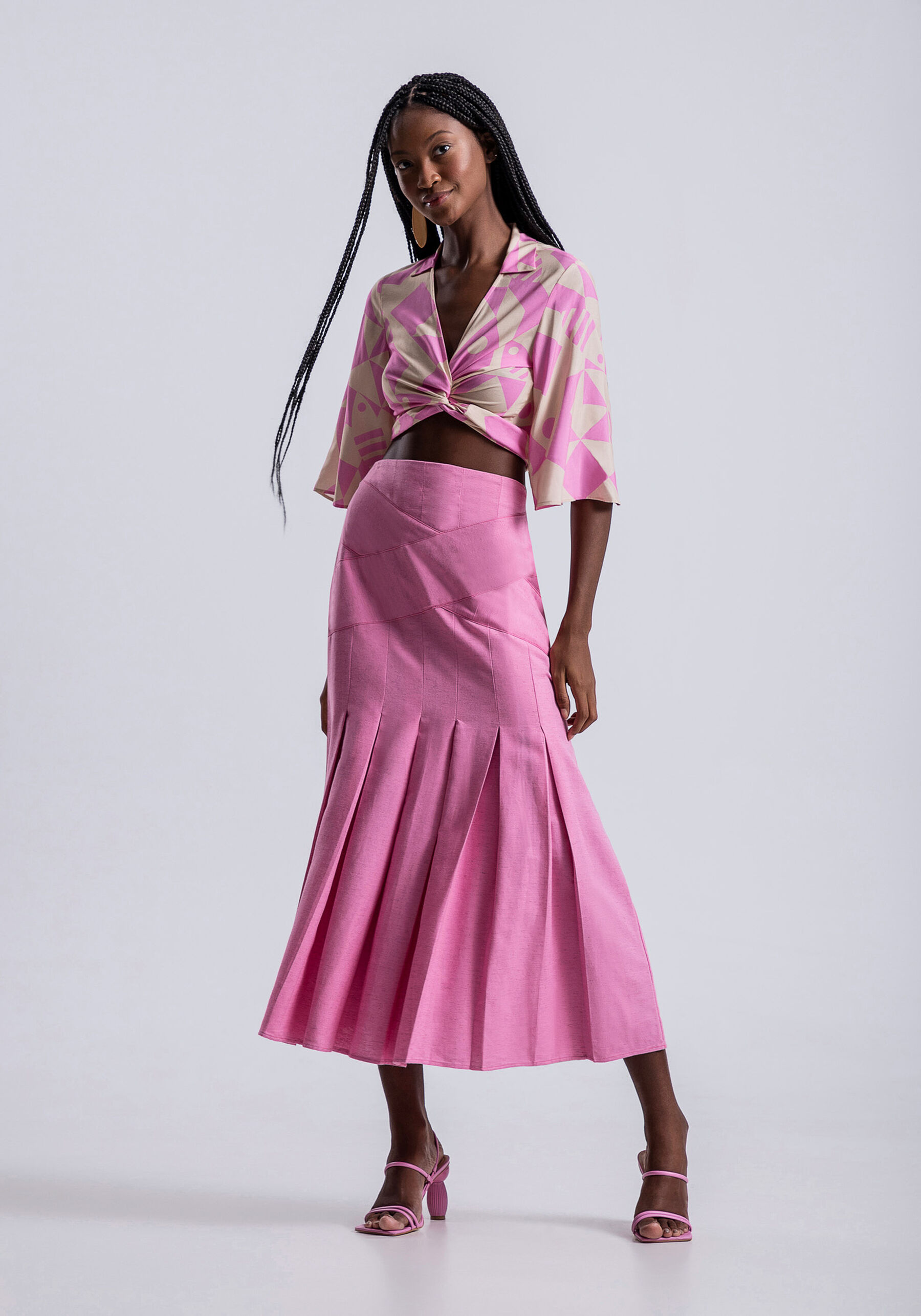 Blusa Manga 3/4 em Viscose com Laço Busto, . Blusa Manga 3/4 em Viscose com Laço Busto, , large.