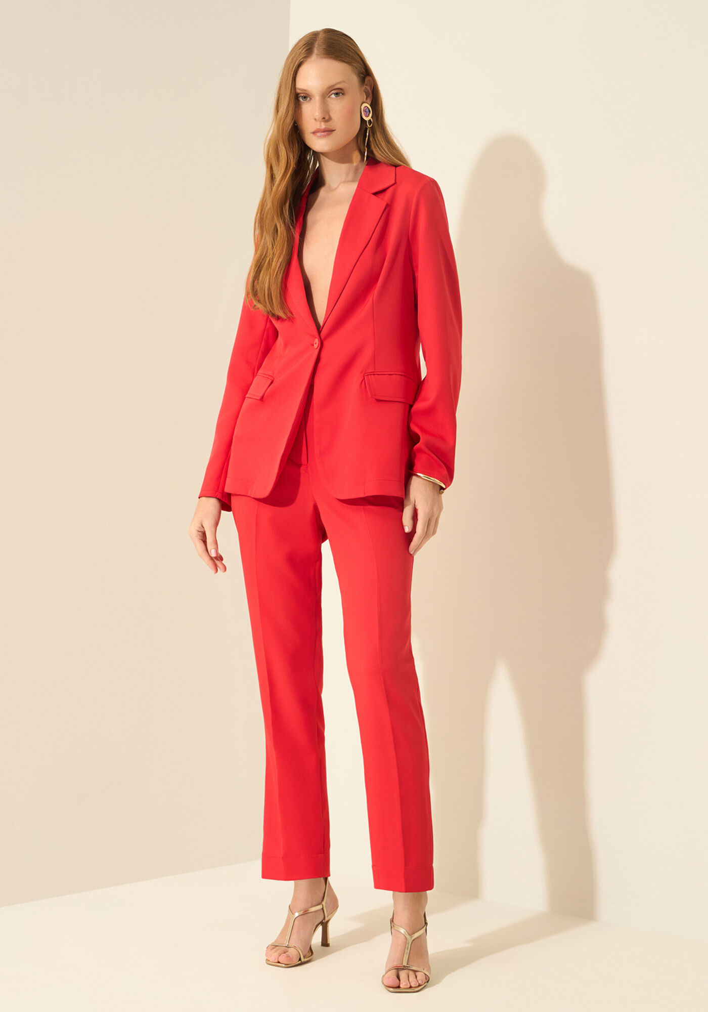 Blazer Feminino Alongado Com Bot&atilde;o E Lapelas, VERMELHO POWER, large.