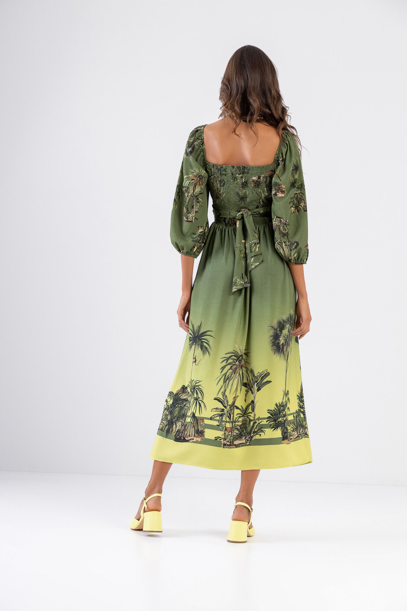 Vestido Manga 3/4 com Decote Transpassado, , large.