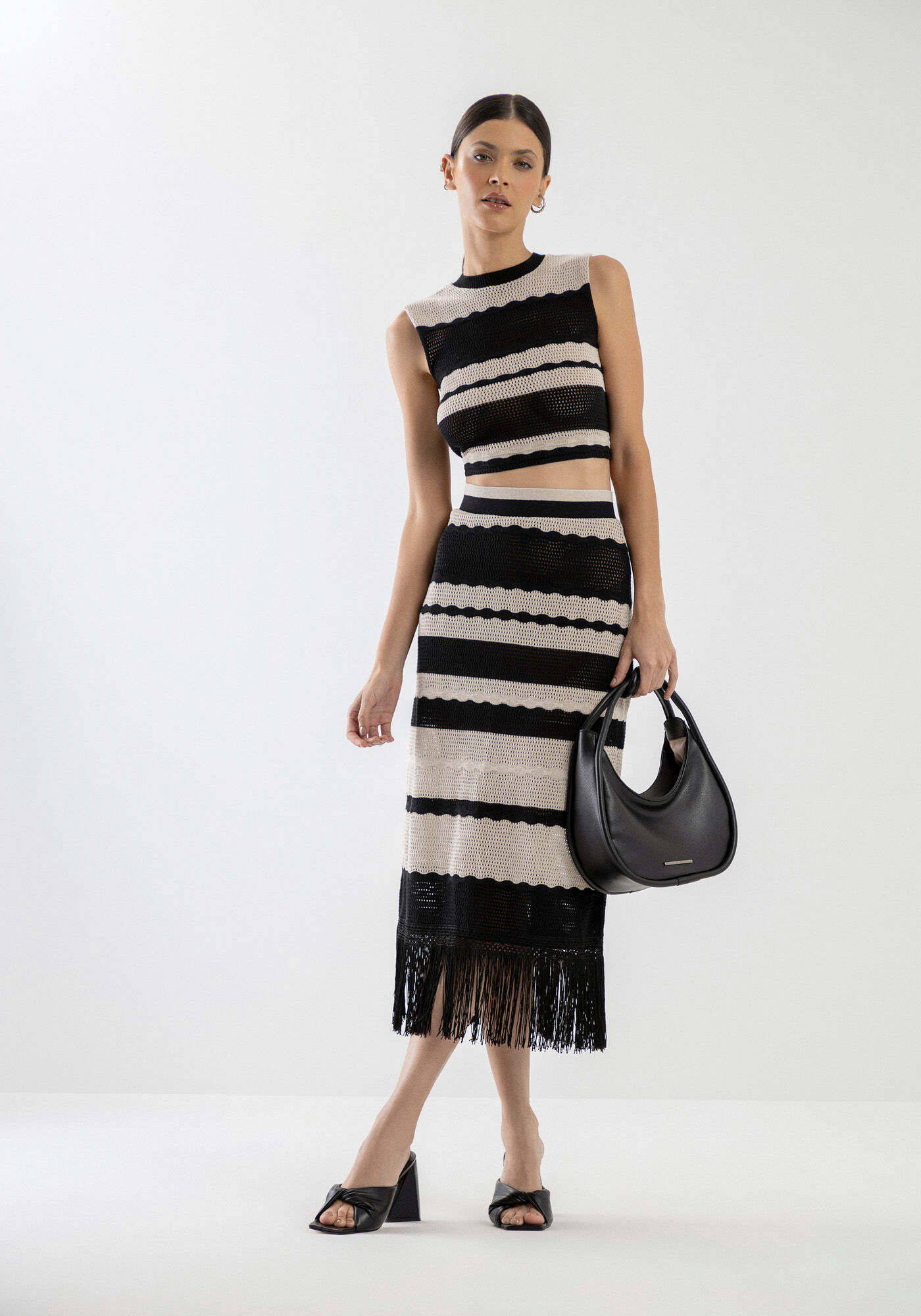Saia Midi Listrada em Tric&ocirc; com Franjas, , large.