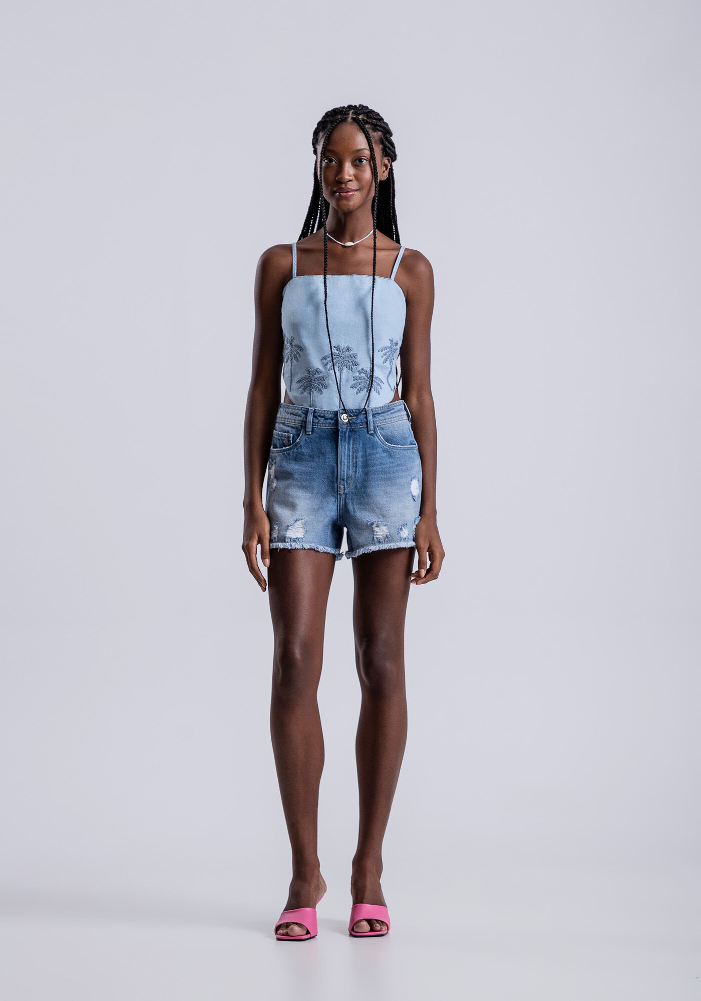 Shorts Jeans Miami Destroyed com Cintura M&eacute;dia, , large.