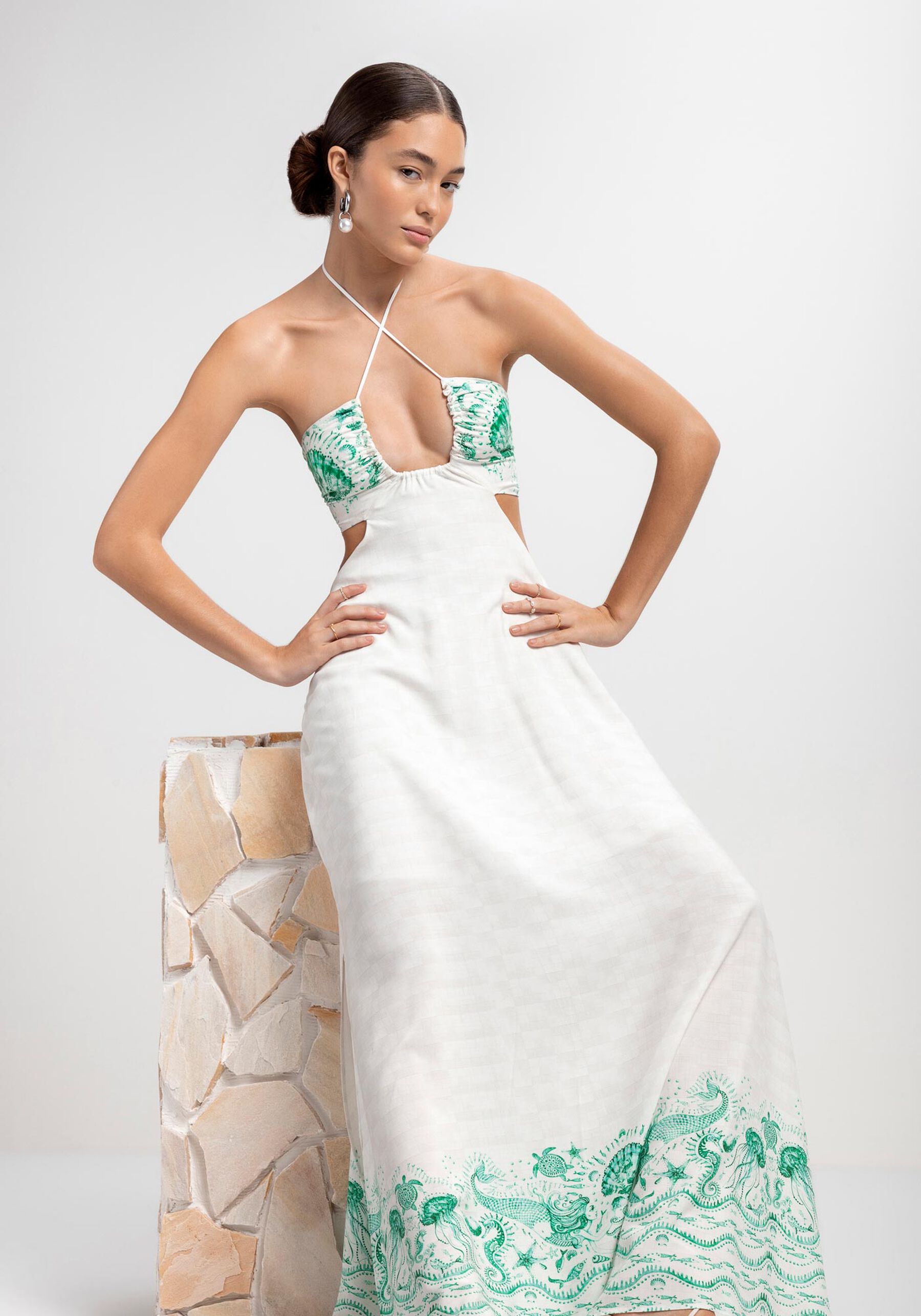 Vestido Midi Frente Única Viscose com Cut Out, MARINA. Vestido Midi Frente Única Viscose com Cut Out, MARINA, large.