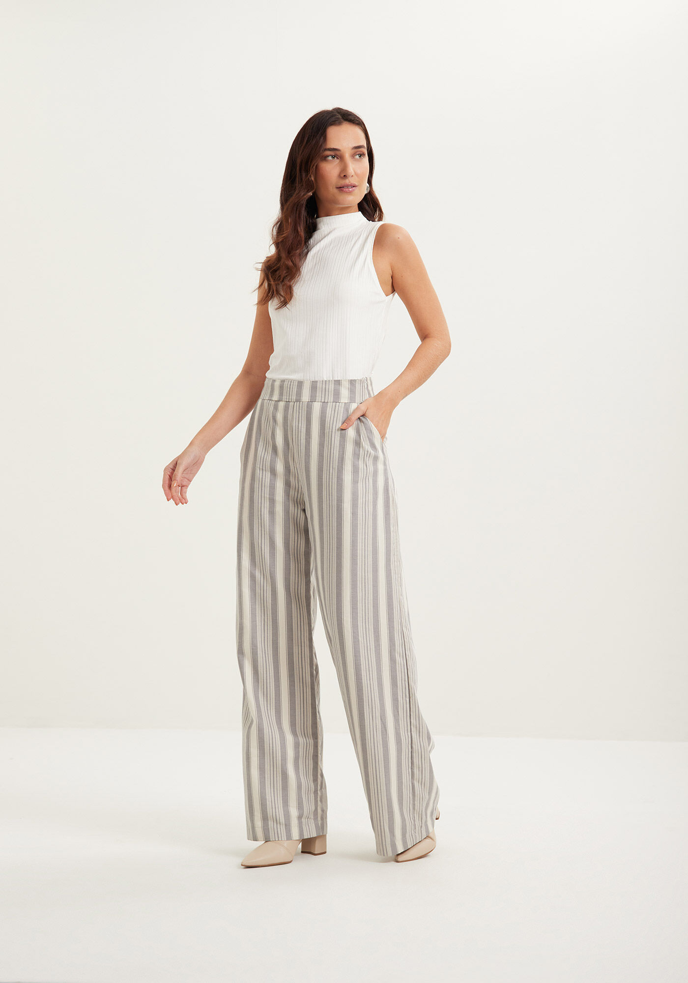 Blusa B&aacute;sica Em Malha Canelada Com Gola, , large.