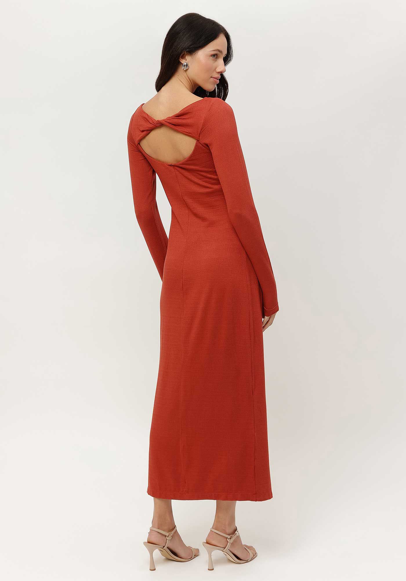 Vestido Midi Manga Longa em Malha com Tor&ccedil;&atilde;o, , large.