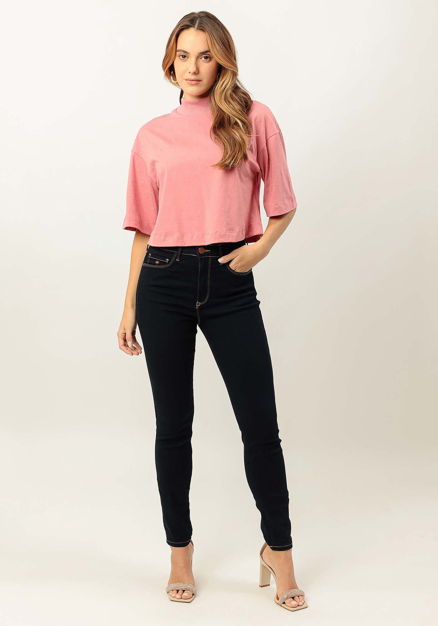 T-shirt Oversized em Malha com Gola e Strass, ROSA ARABESQUE, large.