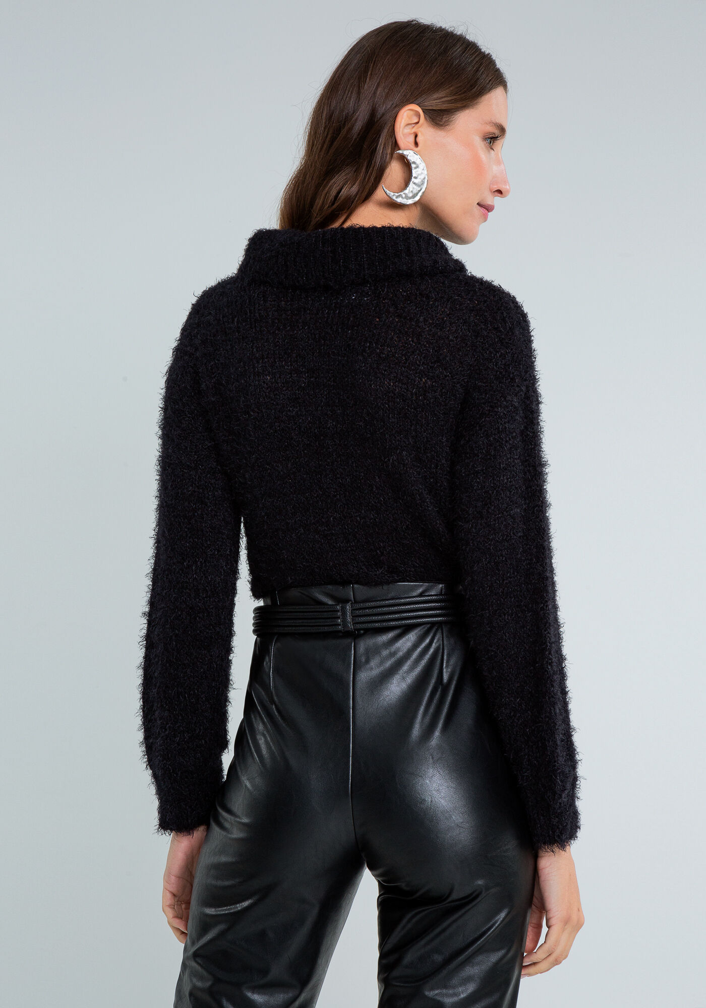 Blus&atilde;o Manga Longa Gola Alta Tric&ocirc;, PRETO, large.