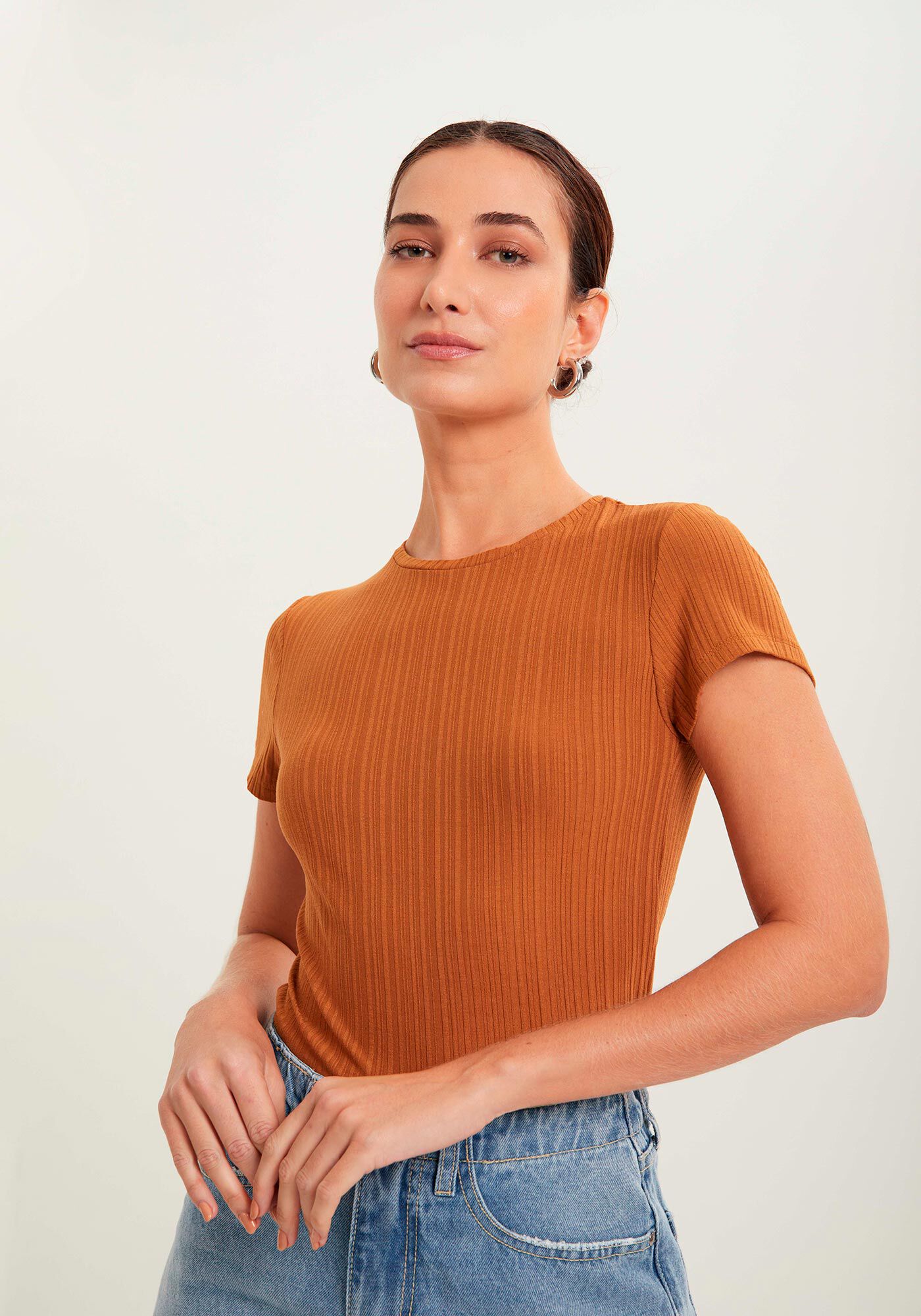Blusa B&aacute;sica De Mangas Curtas Em Malha Canelada, , large.