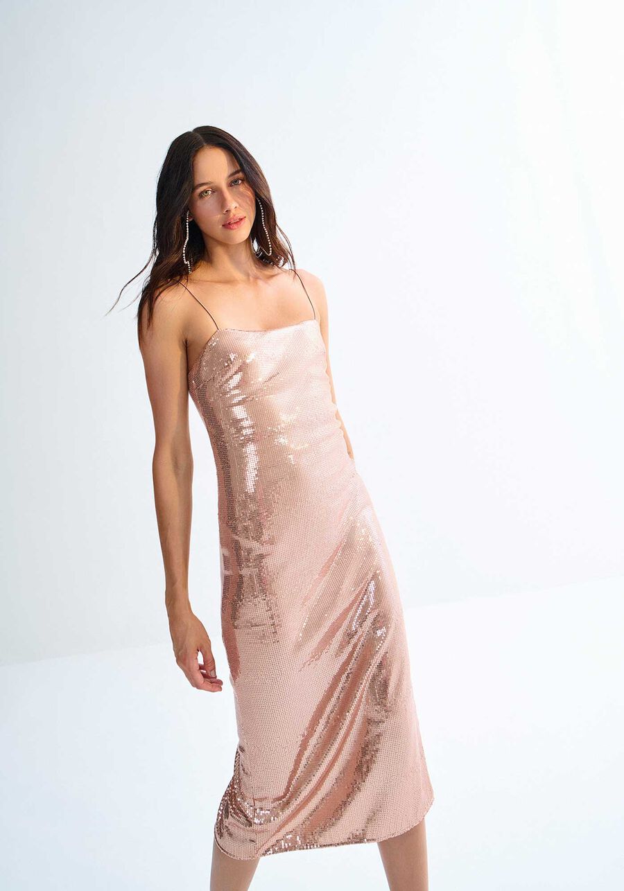 Vestido Midi em Paetês com Decote Reto, BEGE BIRCH. Vestido Midi em Paetês com Decote Reto, BEGE BIRCH, large.