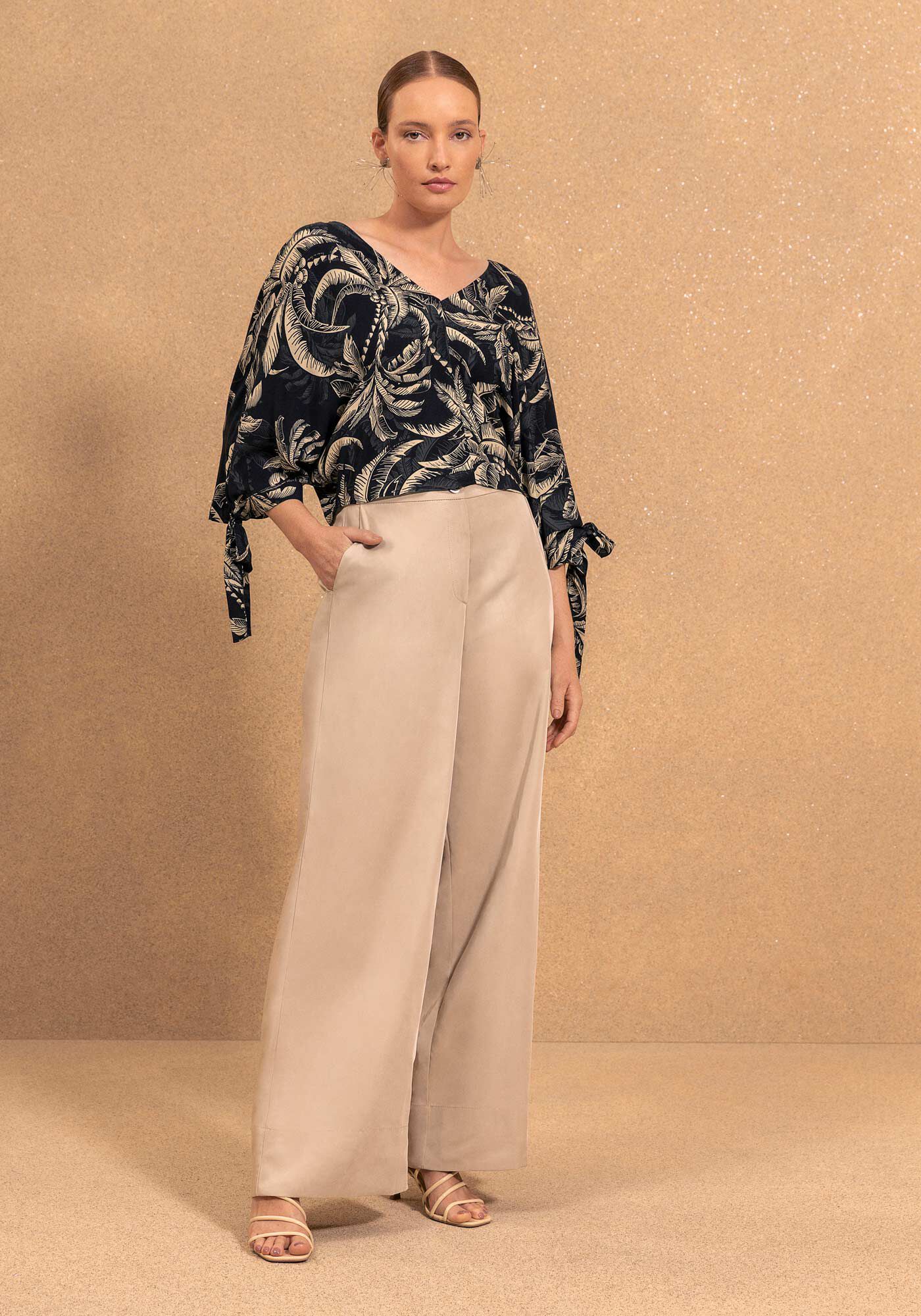 Cal&ccedil;a De Cintura Alta Reta Com Bolsos Funcionais, BEGE BIRCH, large.