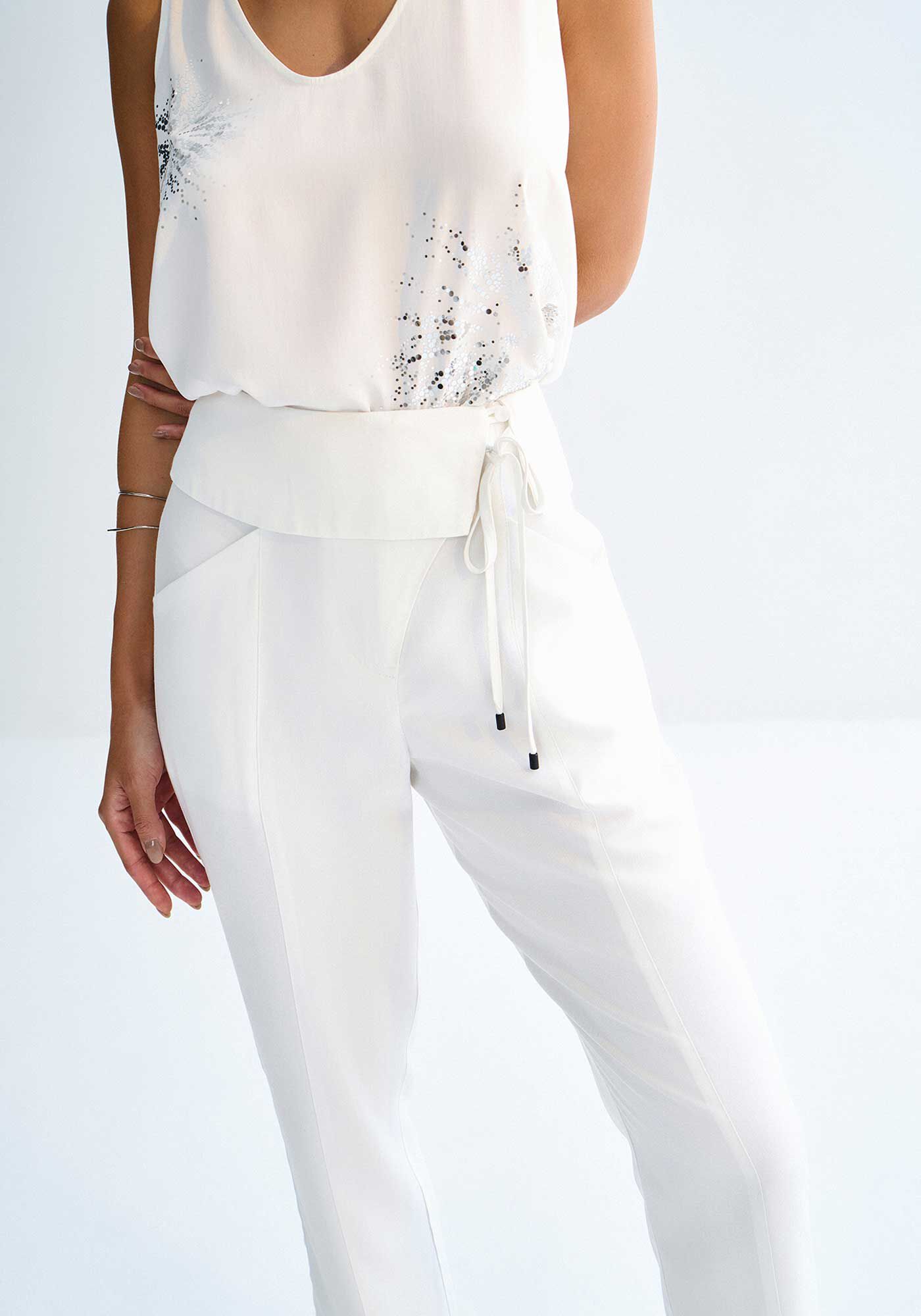 Cal&ccedil;a Reta Alfaiataria com Recorte Transpassado, , large.