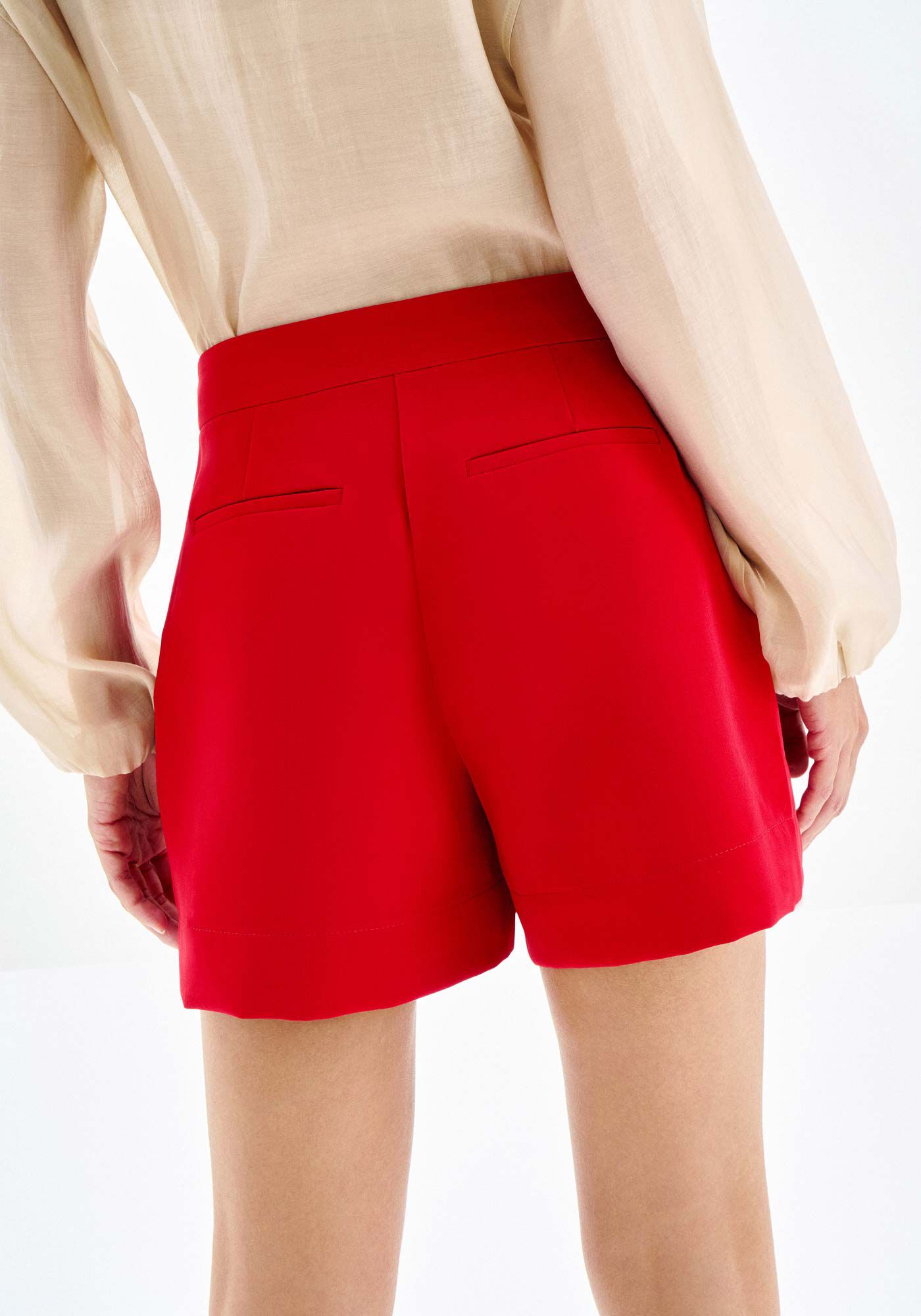 Shorts Alfaiataria Cintura M&eacute;dia com Bolsos, , large.