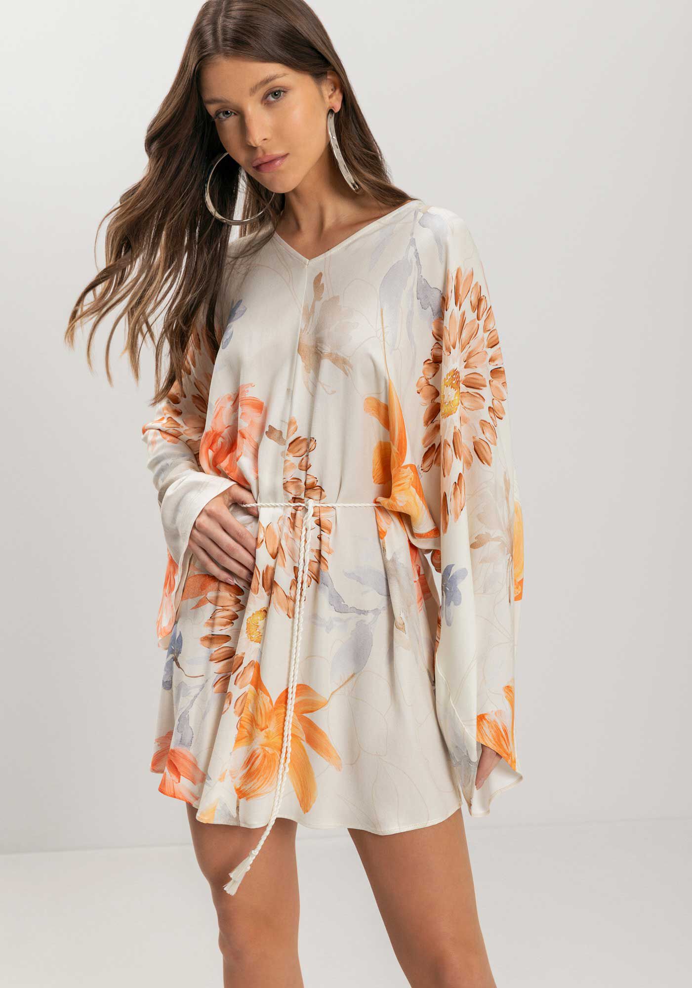 Vestido Curto Estampado Manga longa Com Decote Em V, , large.