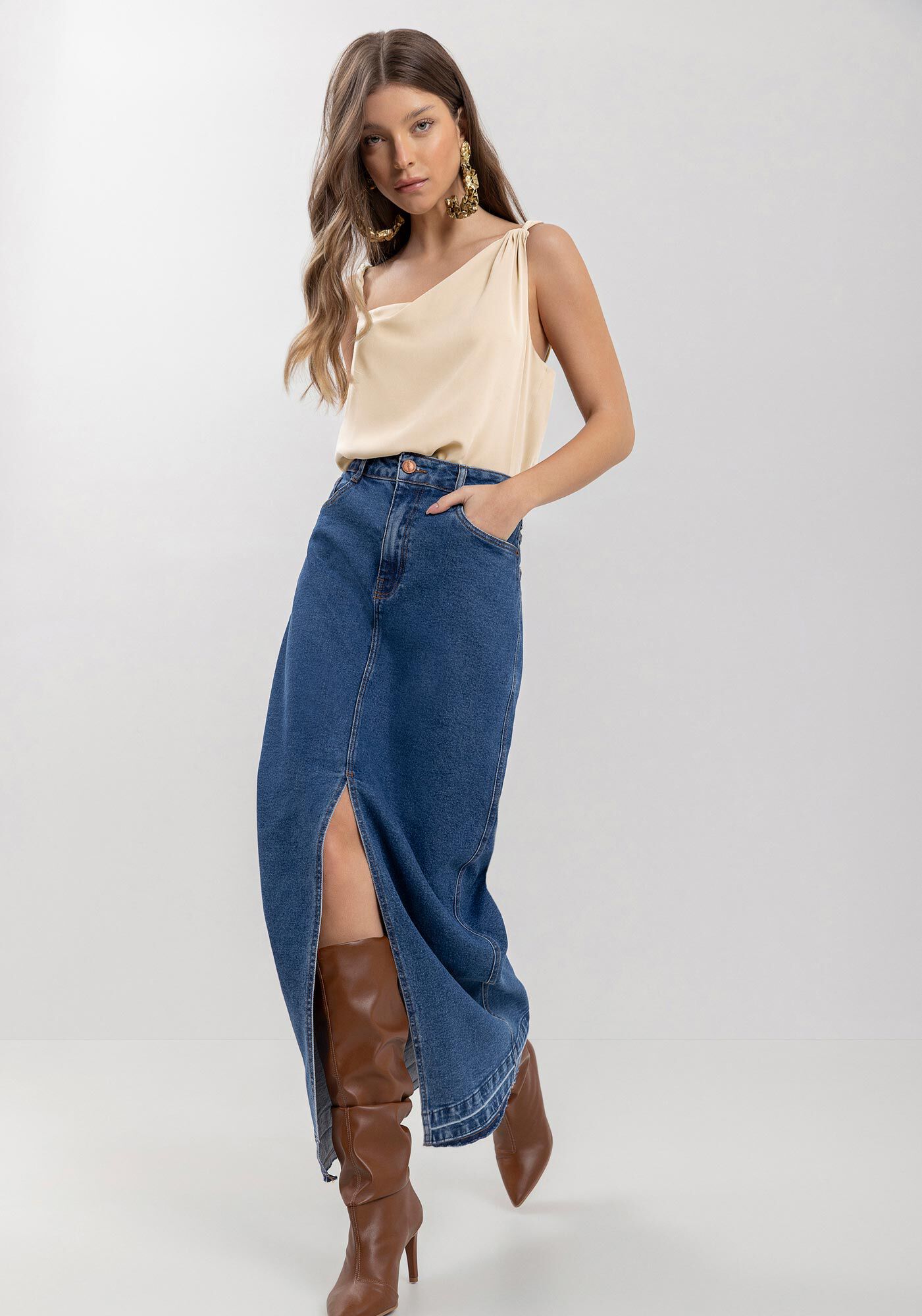 Saia Jeans Longa Com Fenda Frontal E Elastano, , large.