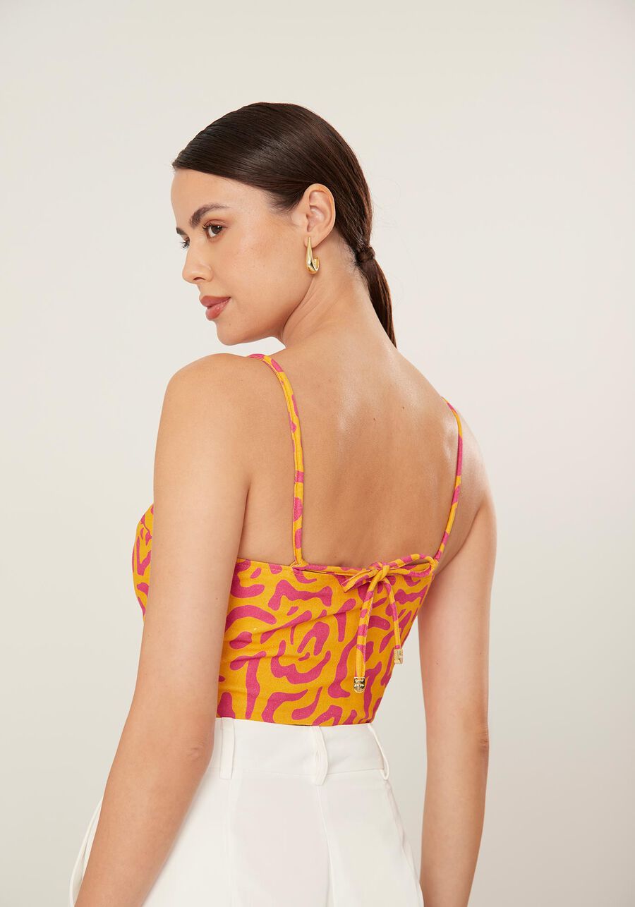 Blusa Cropped em Linho Animal Print com Amarração Alças, VILLAGE AMARELO. Blusa Cropped em Linho Animal Print com Amarração Alças, VILLAGE AMARELO, large.