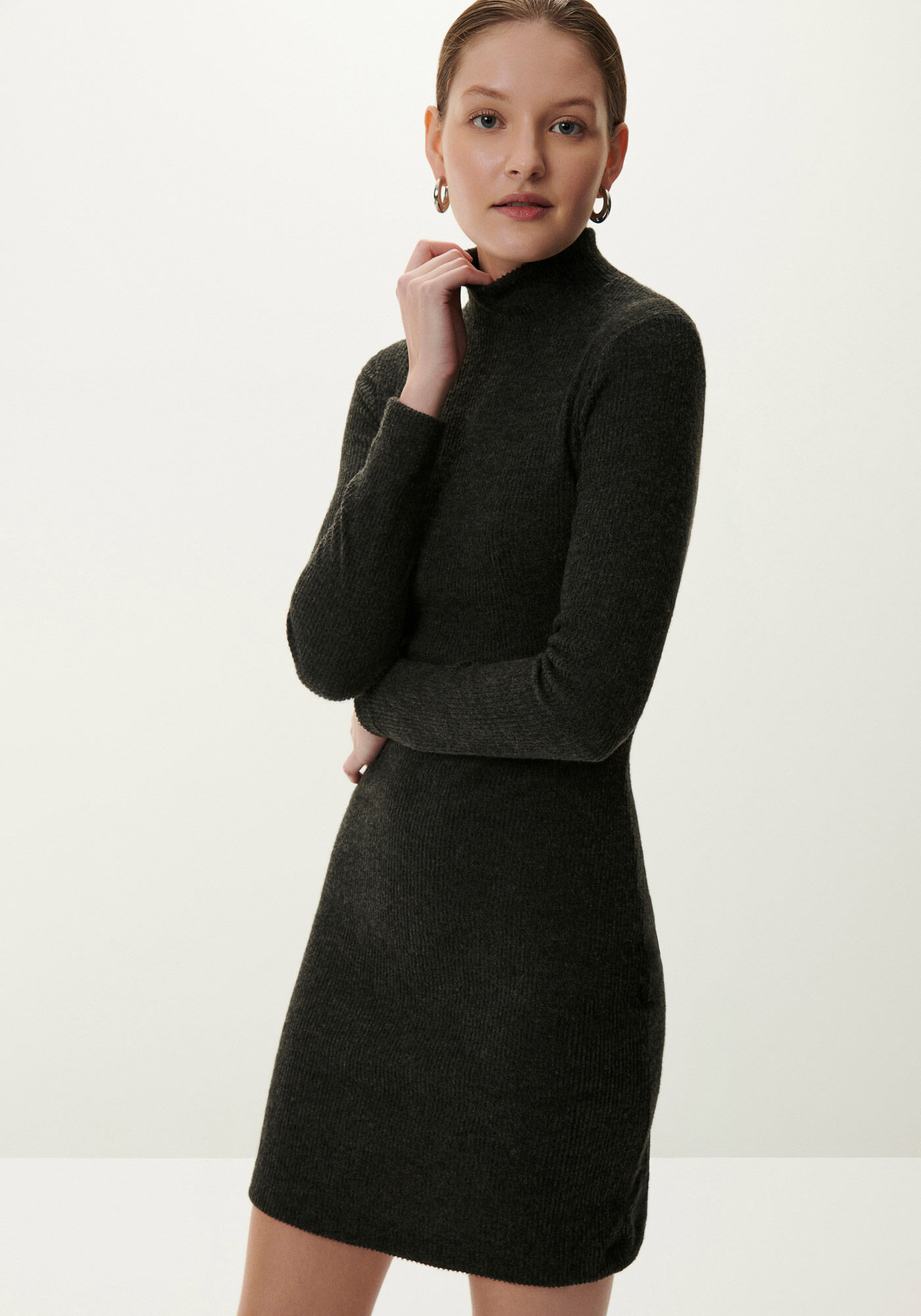 Vestido Curto Manga Longa com Gola Alta, PRETO REATIVO, large.