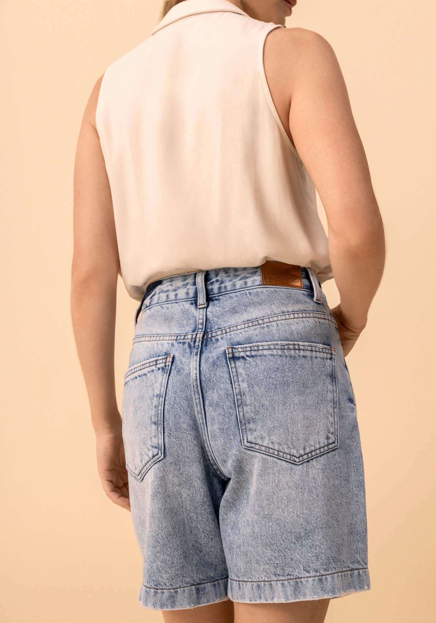 Bermuda Jeans De Cintura Alta Marmorizada Com Bolsos, JEANS, large.