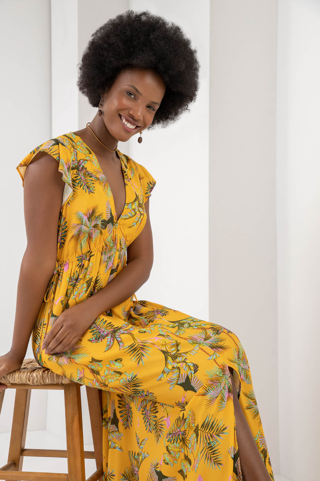 Vestido Midi Estampado com Amarra&ccedil;&atilde;o Cintura, , large.