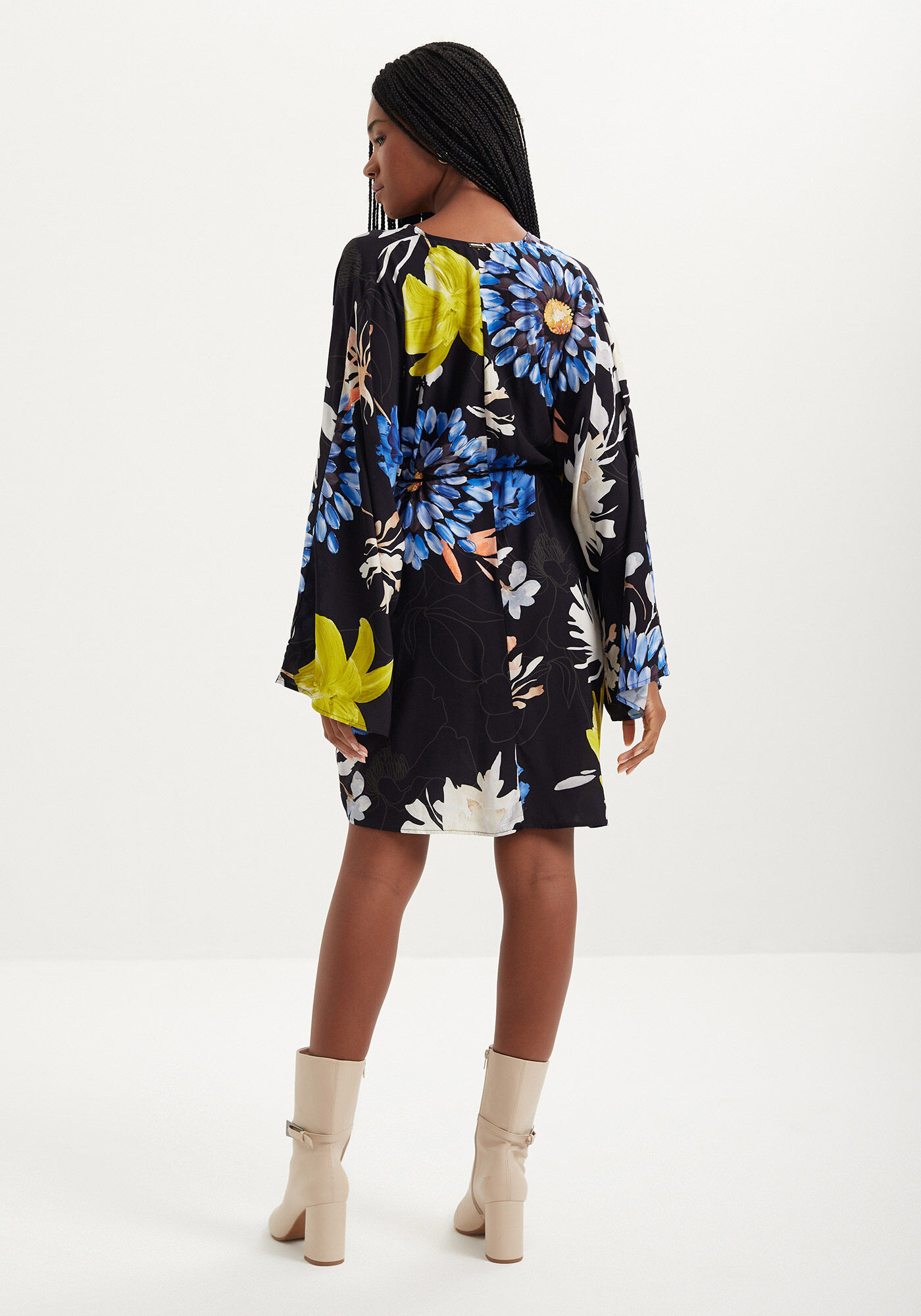 Vestido Curto Estampado Manga longa Com Decote Em V, , large.