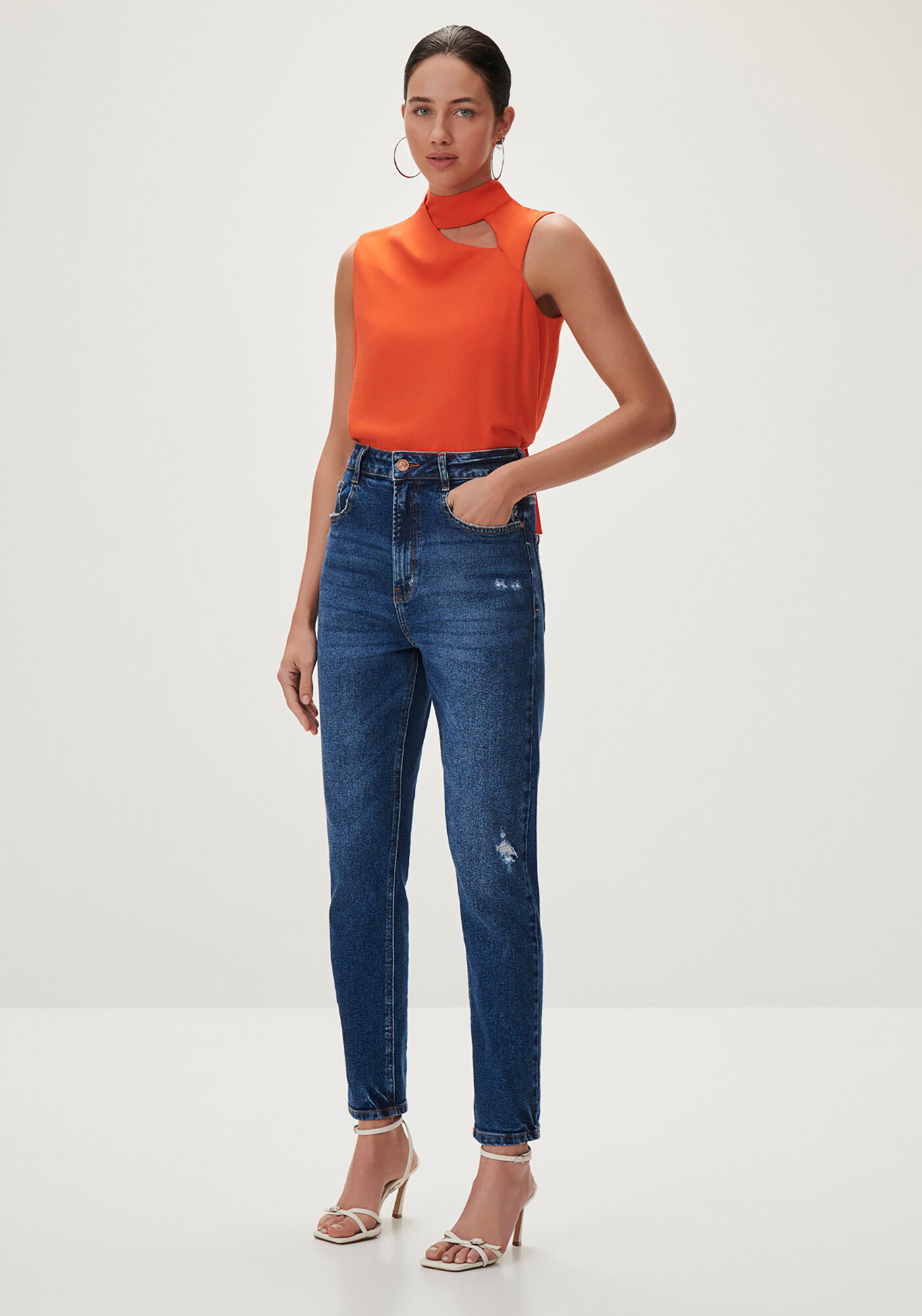 Blusa em Viscose com Cut e La&ccedil;o Gola, , large.