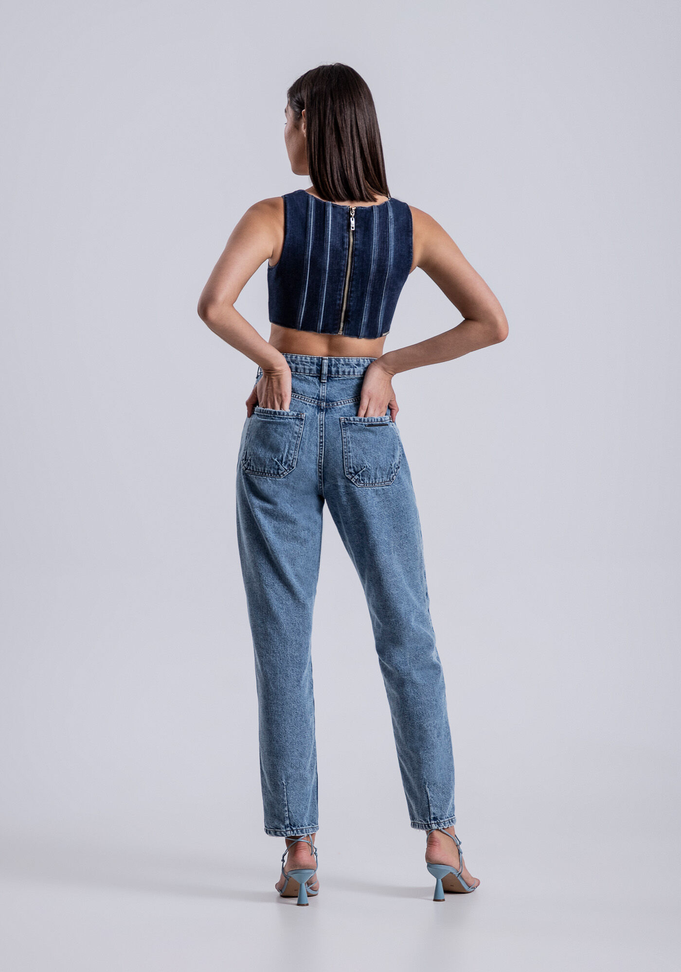 Cal&ccedil;a Jeans Reta Cropped com Pespontos, JEANS, large.