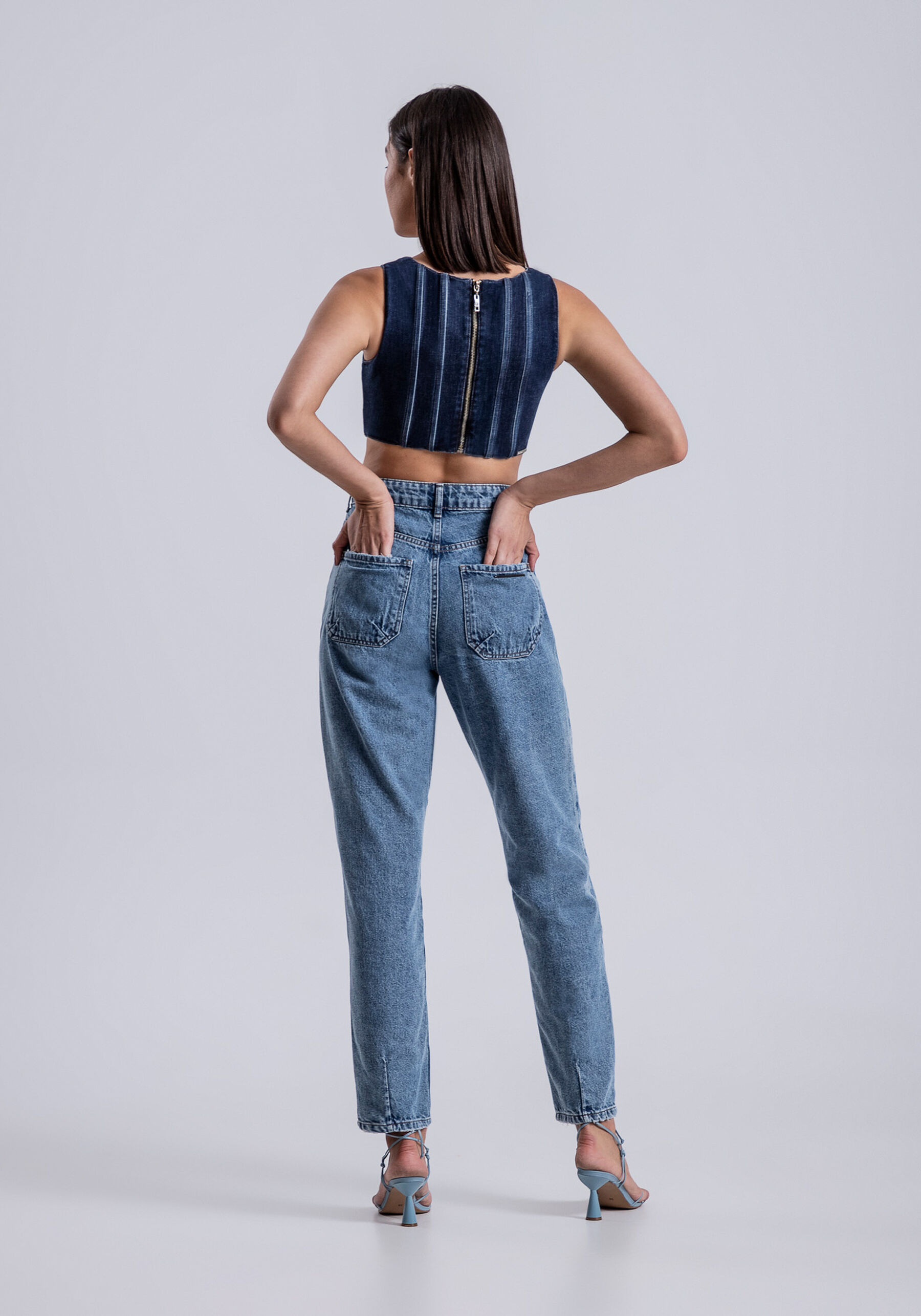 Calça Jeans Reta Cropped com Pespontos, JEANS. Calça Jeans Reta Cropped com Pespontos, JEANS, large.