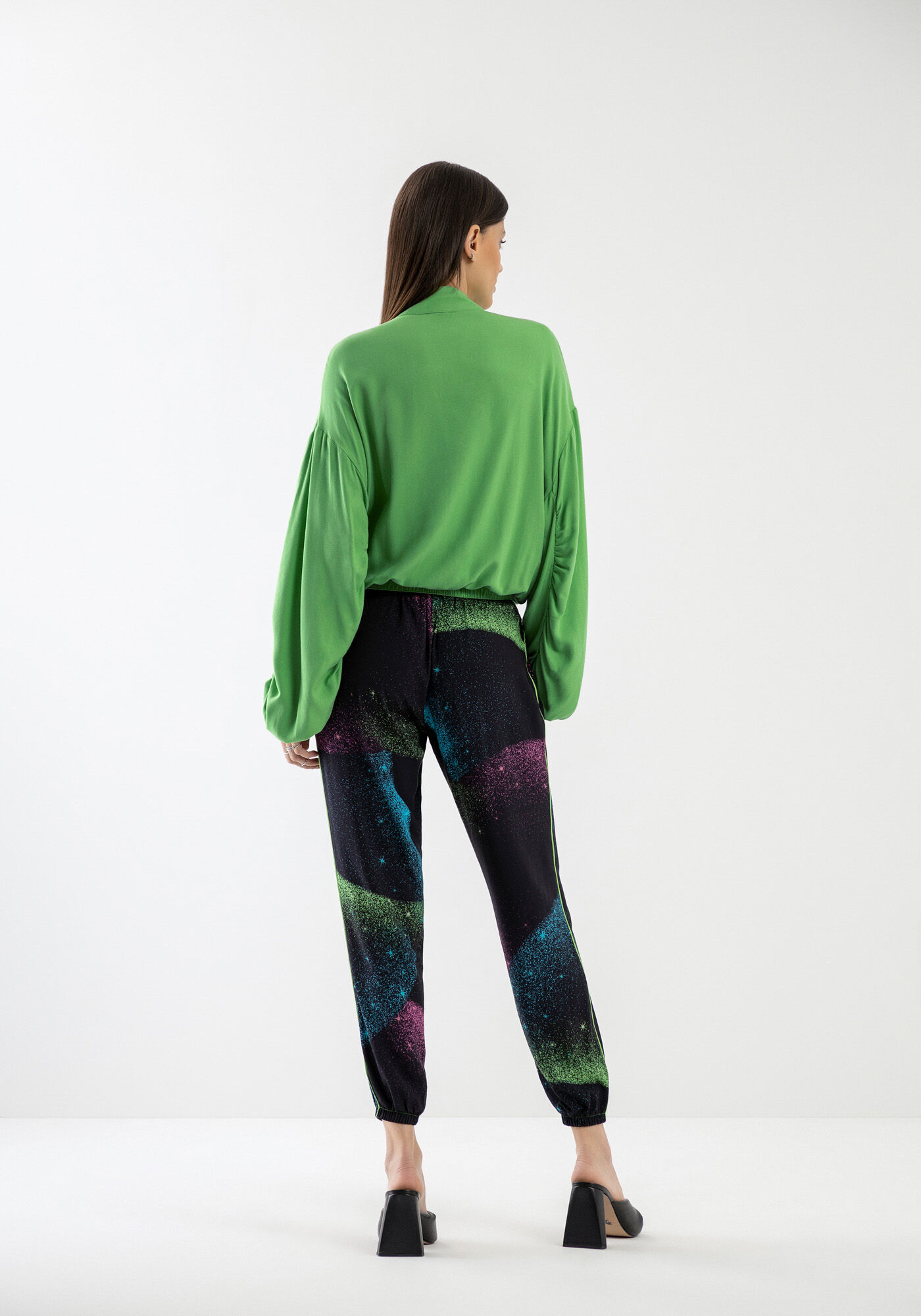 Jaqueta Bomber em Viscose com Manga Bufante, , large.